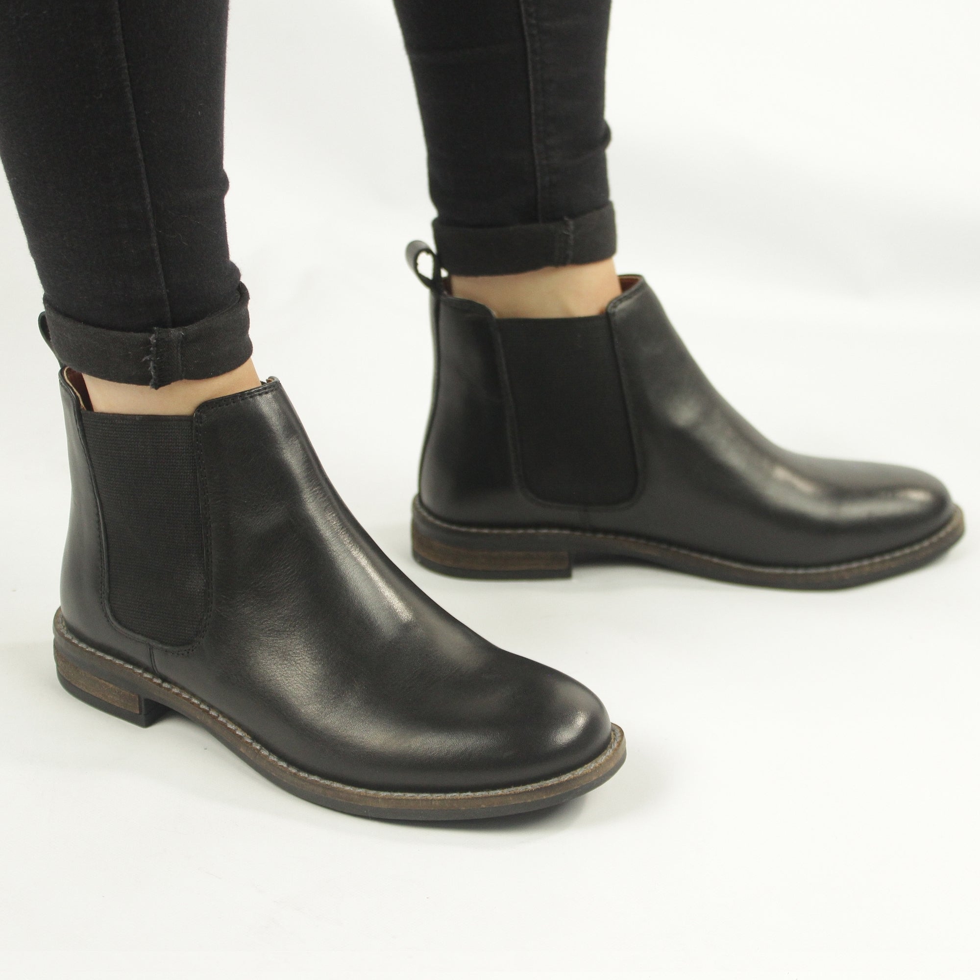 Cipriata ALEXANDRA Womens Leather Slip On Chelsea Boots Black