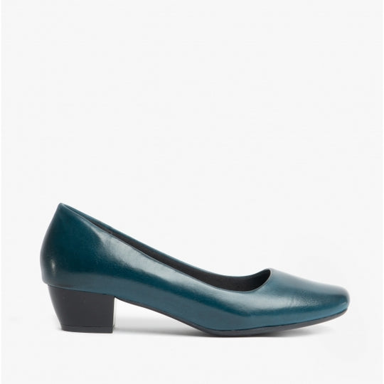 Boulevard MARIA Womens Low Block Heel Court Shoes Navy