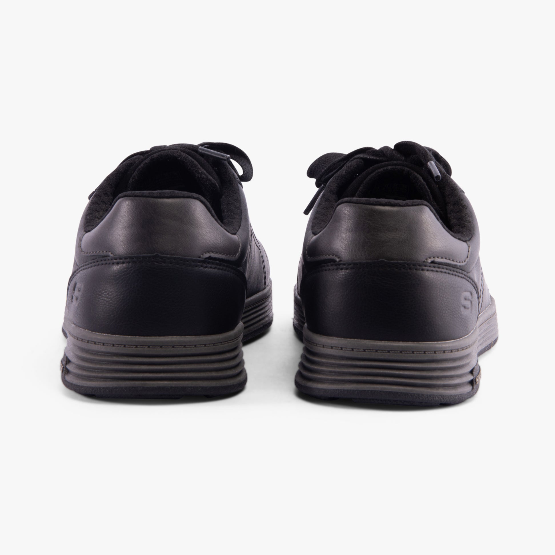 210946/BLK CAVELL - HENSLEY Mens Trainers Black