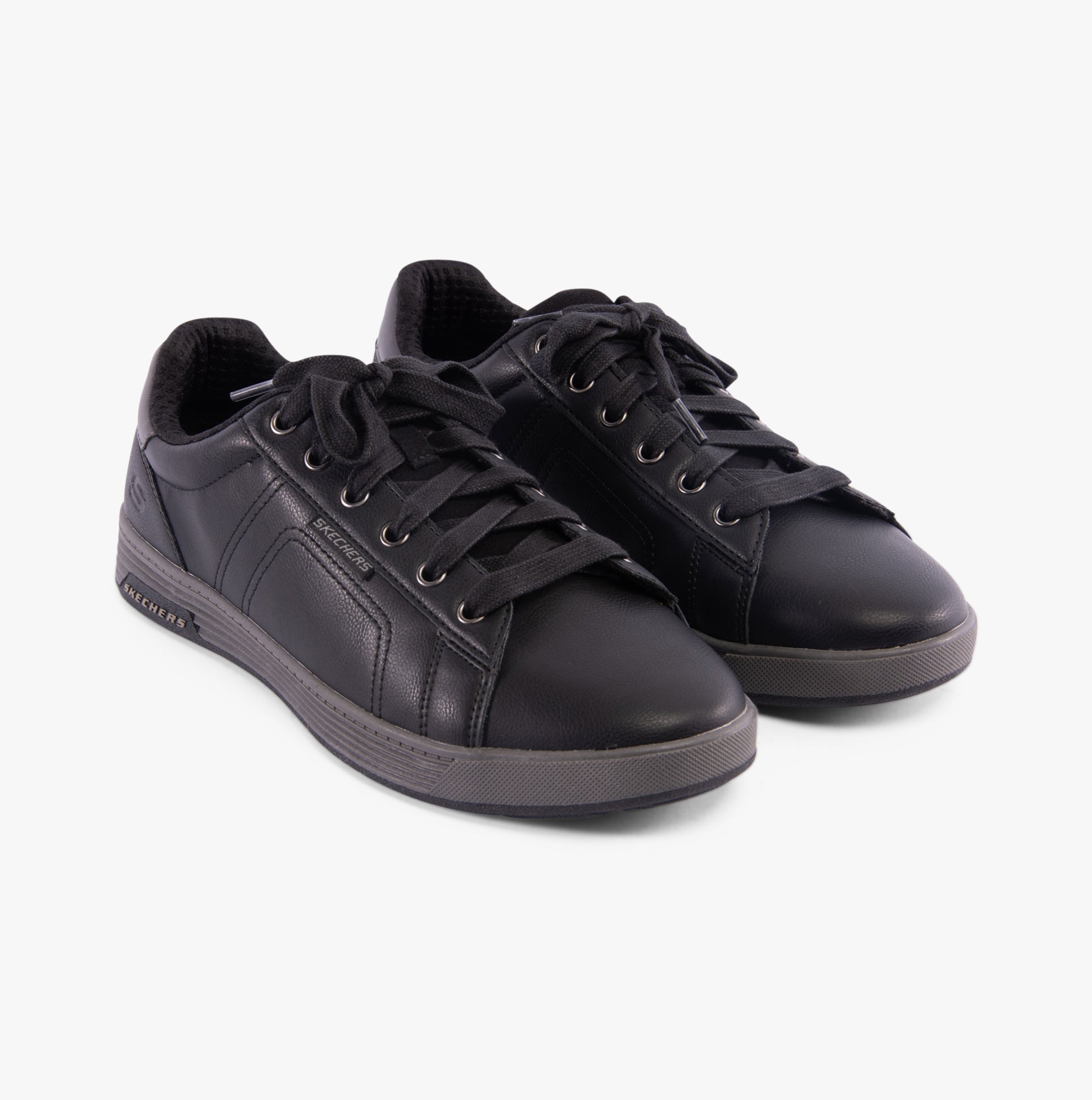 210946/BLK CAVELL - HENSLEY Mens Trainers Black