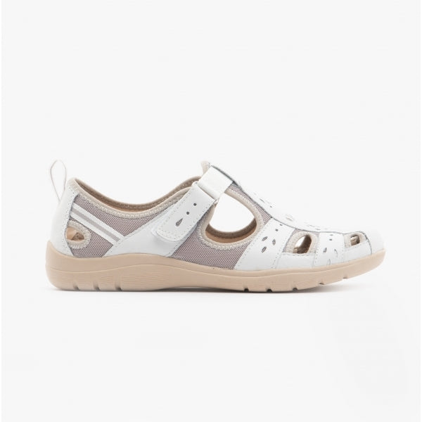 Free Spirit CLEVELAND Womens Casual Shoes White