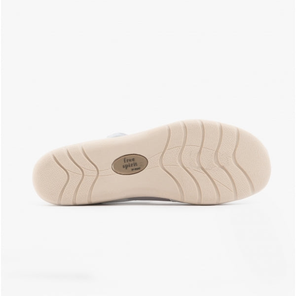 Free Spirit CLEVELAND Womens Casual Shoes White