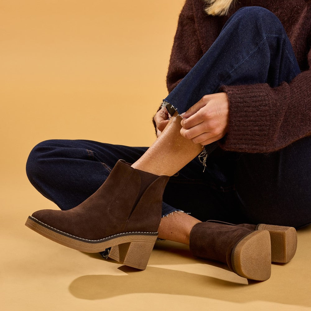 Hush Puppies Felicia Chelsea Boot Womens Chelsea Boots Chocolate