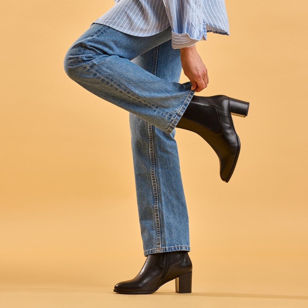 Hush Puppies Camellia Heeled Boot Womens Ankle Boots Black