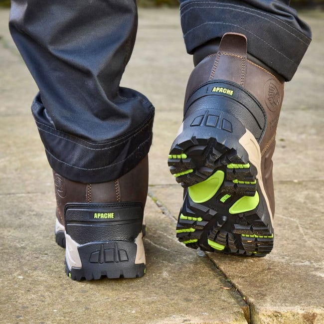 Apache NEPTUNE Mens Boots Brown rear view showing rubber sole and ankle height design.