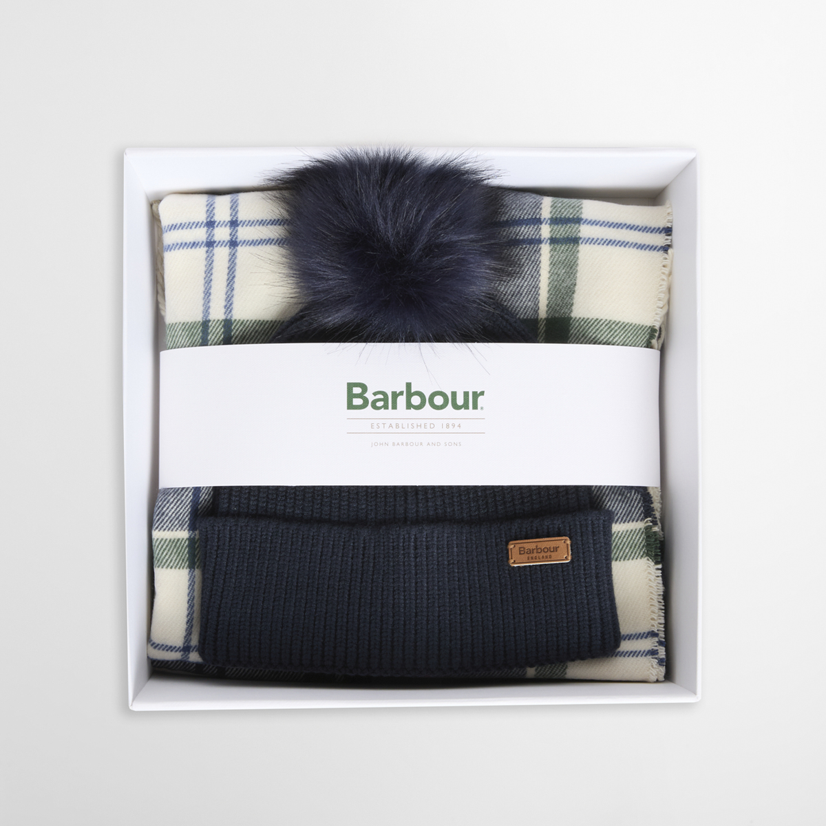 Barbour DOVER BEANIE & HAILES SCARF GIFT SET Womens Beanie Light Evergreen