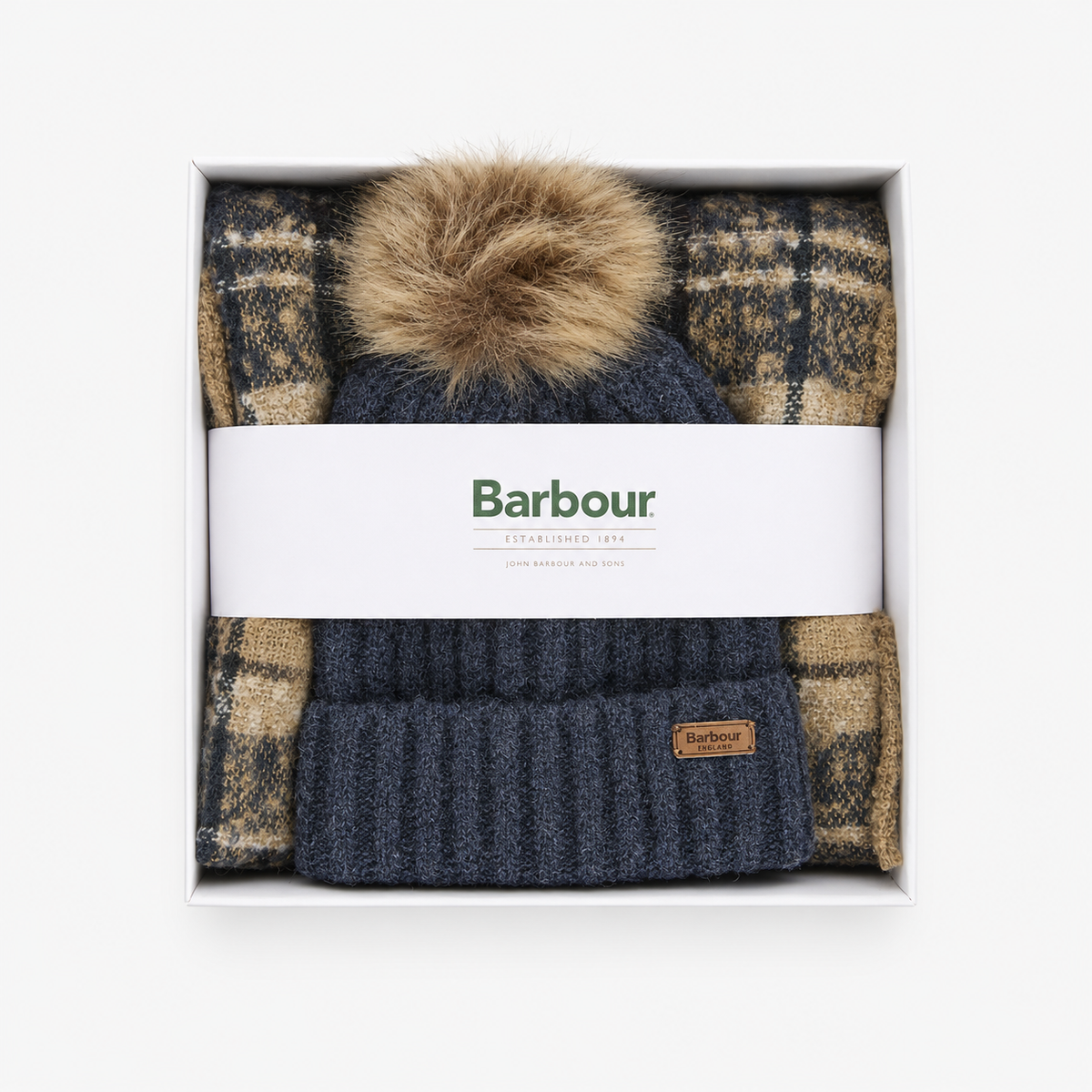 Barbour SALTBURN BEANIE & TARTAN SCARF GIFT SET Womens Beanie Birchwood