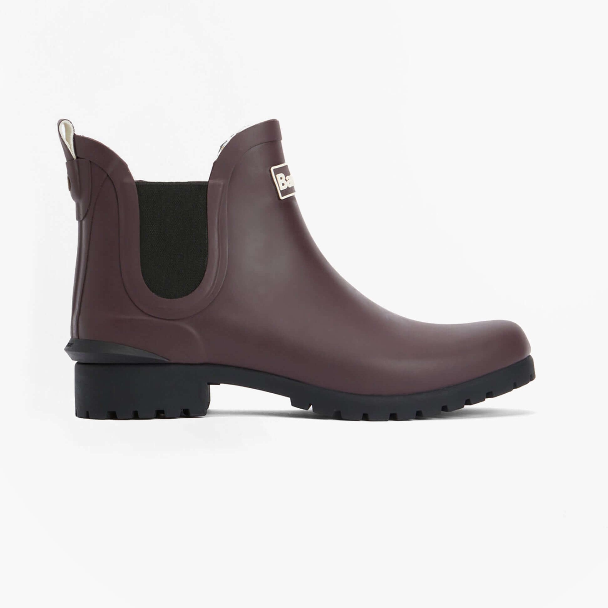 Barbour KIRKTON Womens Chelsea Wellies Fudge side view with rubber upper and ankle height, featuring pull-on closure.