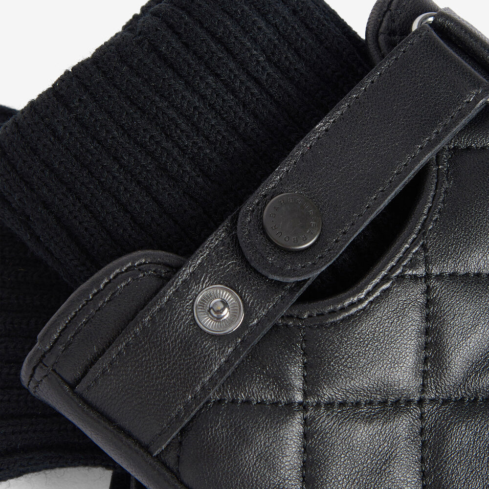 Detail view of Barbour QUILTED LEATHER GLOVES Mens Black showing quilted leather and ribbed knitted cuffs.