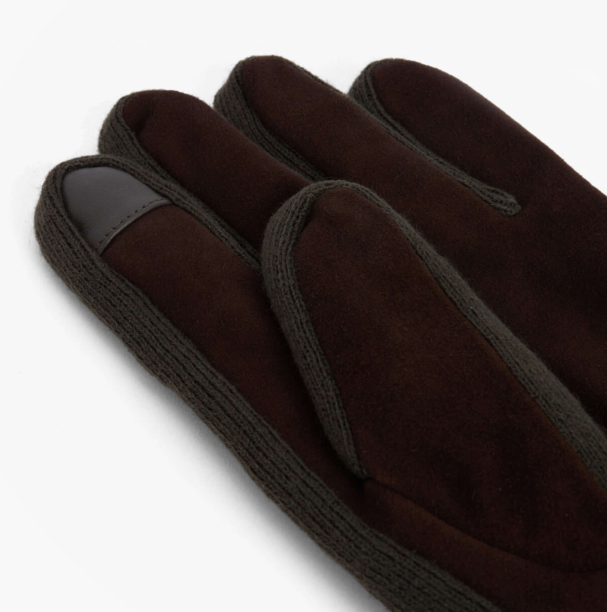 Barbour MAGNUS GLOVE Mens Gloves Brown/Olive detail view of gloves showing the brown and olive colors and leather accents.