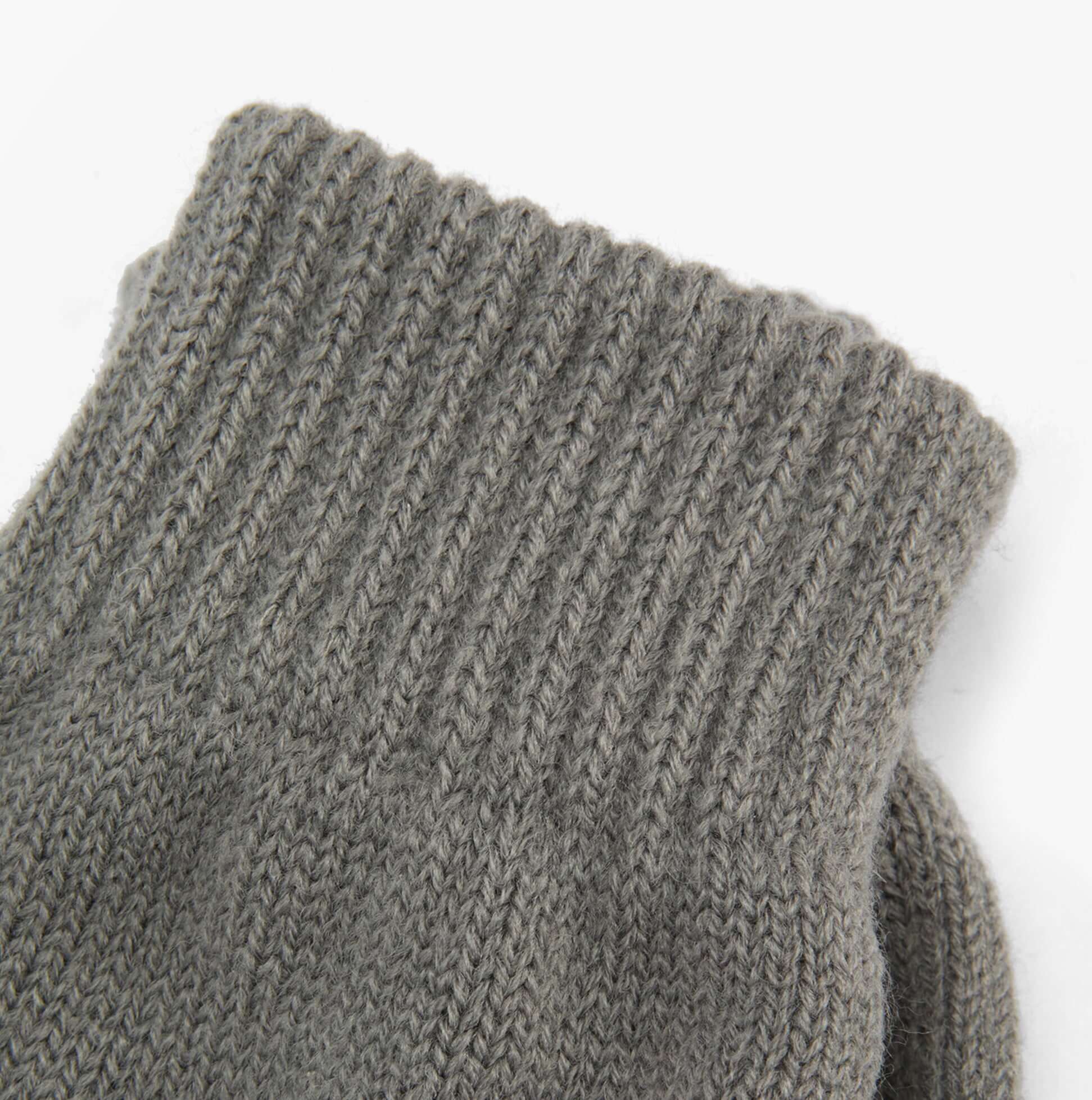 Barbour TARTAN SCARF AND GLOVE Mens Gift Set Grey Midnight detail view of glove cuff