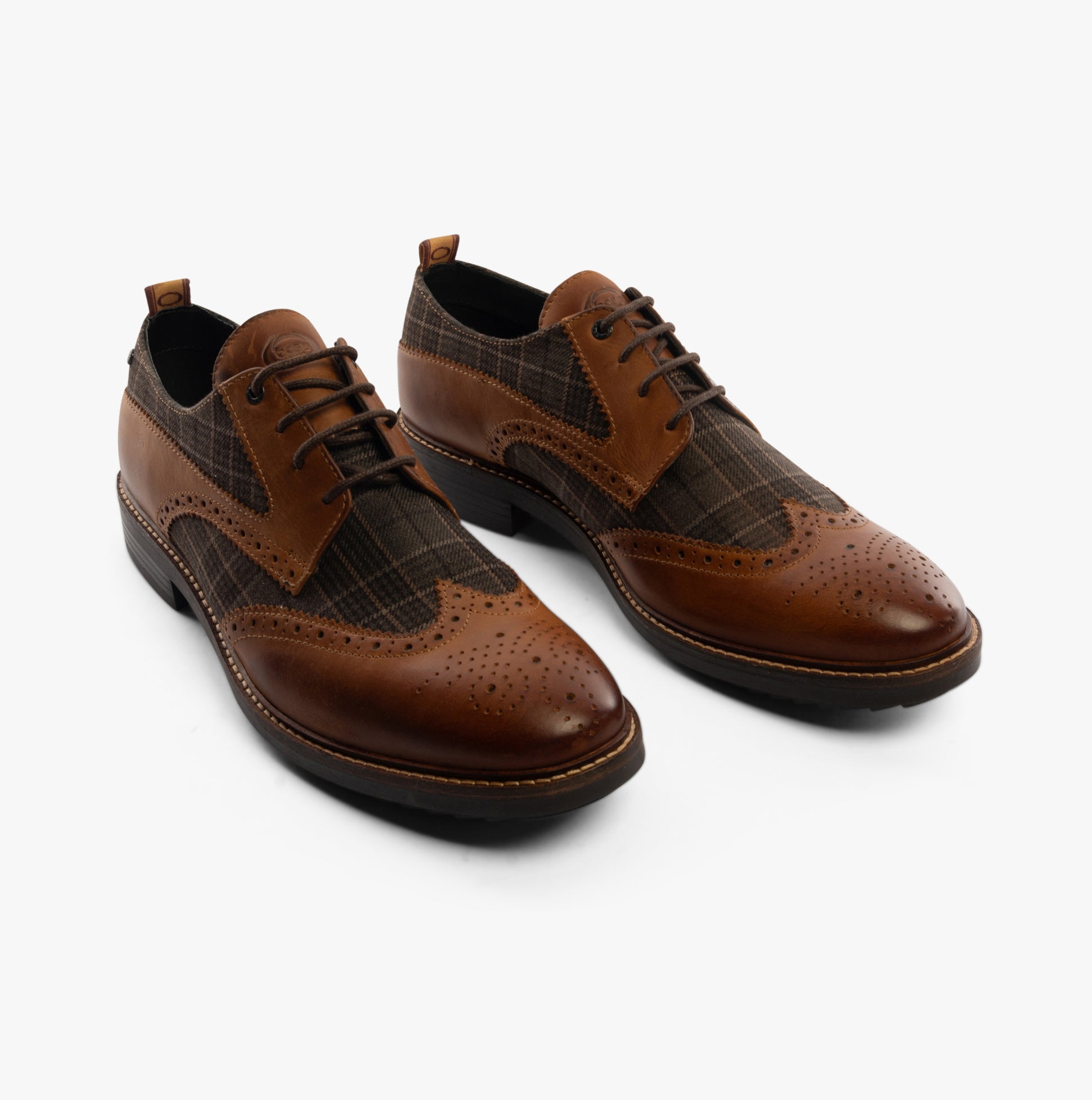Base London NASHVILLE Mens Shoes Tan/Check front view showcasing leather and check design.