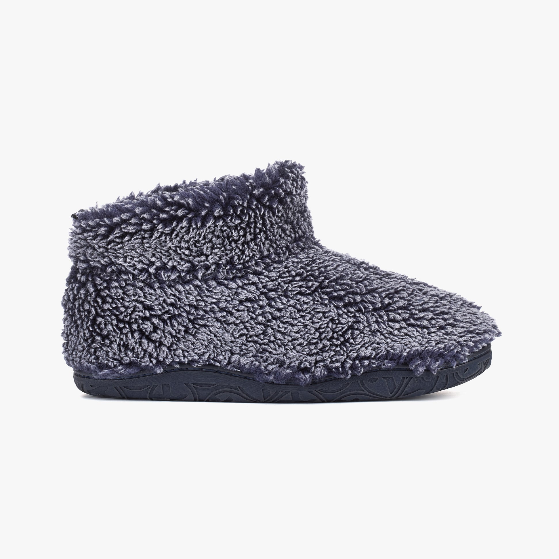 Bedroom Athletics LEONARDO Mens Sherpa Boots Washed Peacoat Navy side view showing faux fur upper and synthetic sole.