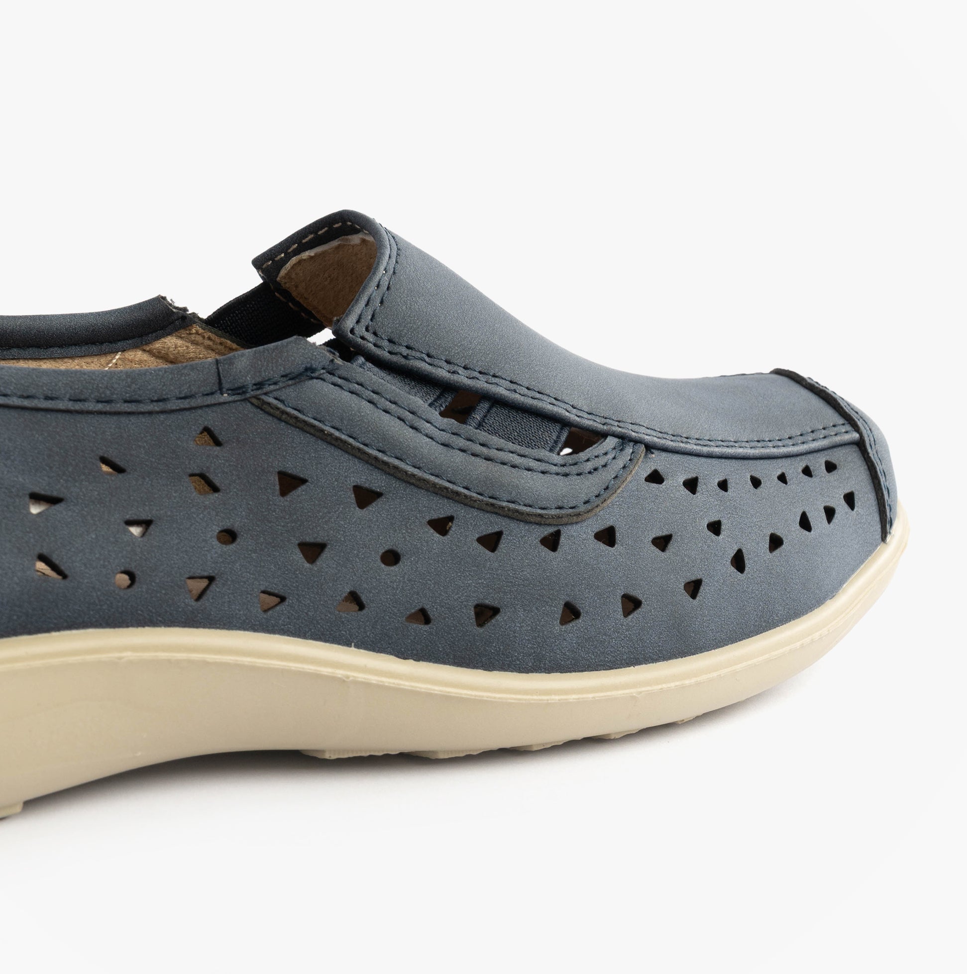Boulevard MARSHA Womens Cut-Out Slip-On Shoes Navy Blue