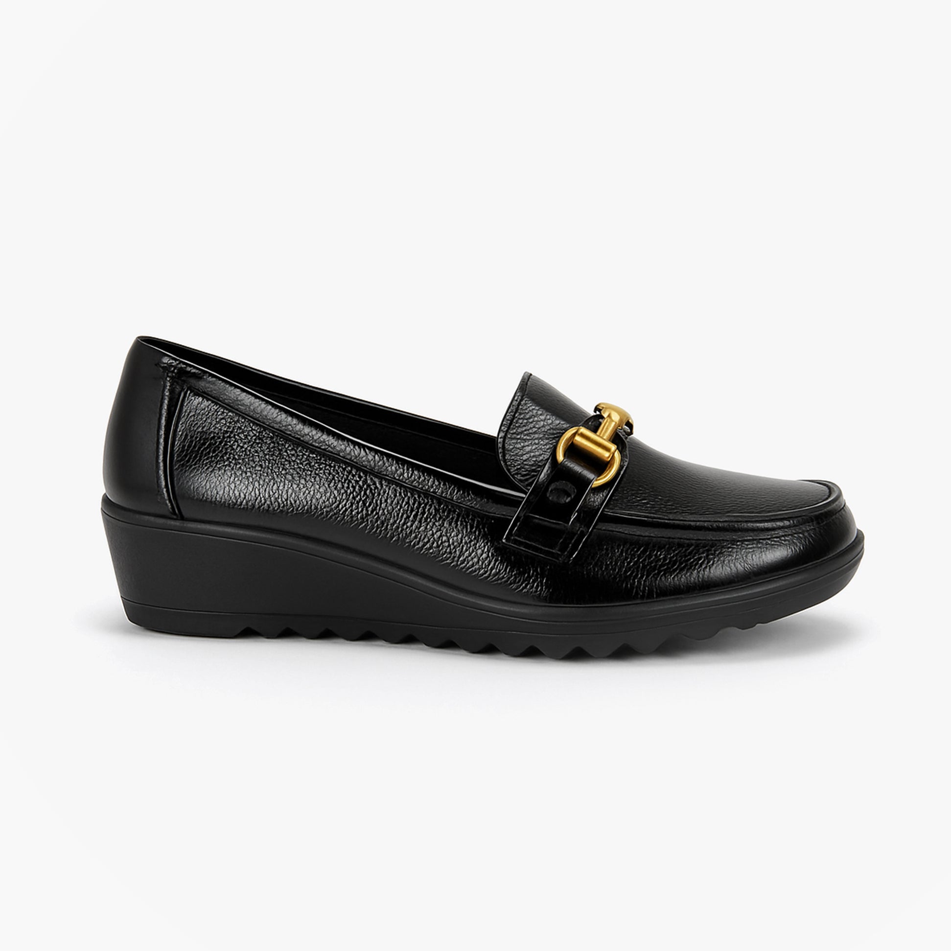 Boulevard L407AP Ladies Shoes Black Patent side view showing casual slip-on design and lightweight PU material.