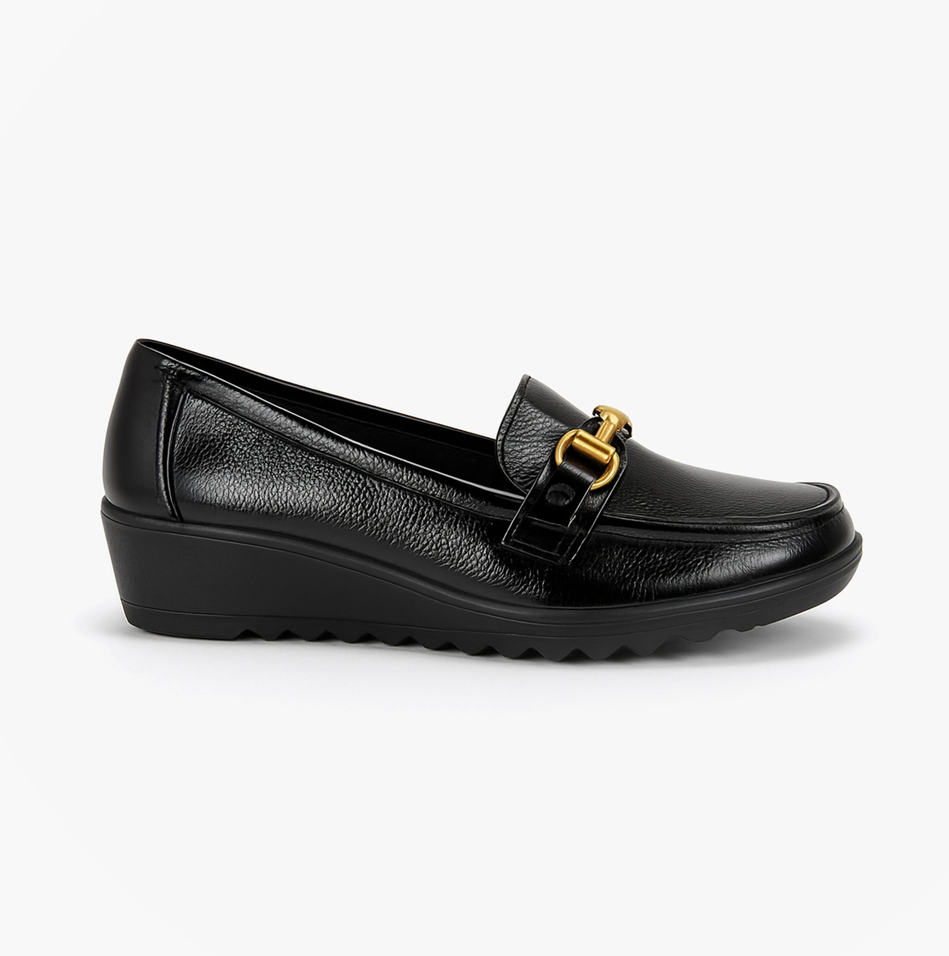 Boulevard L407AP Ladies Shoes Black Patent side view showing casual slip-on design and lightweight PU material.