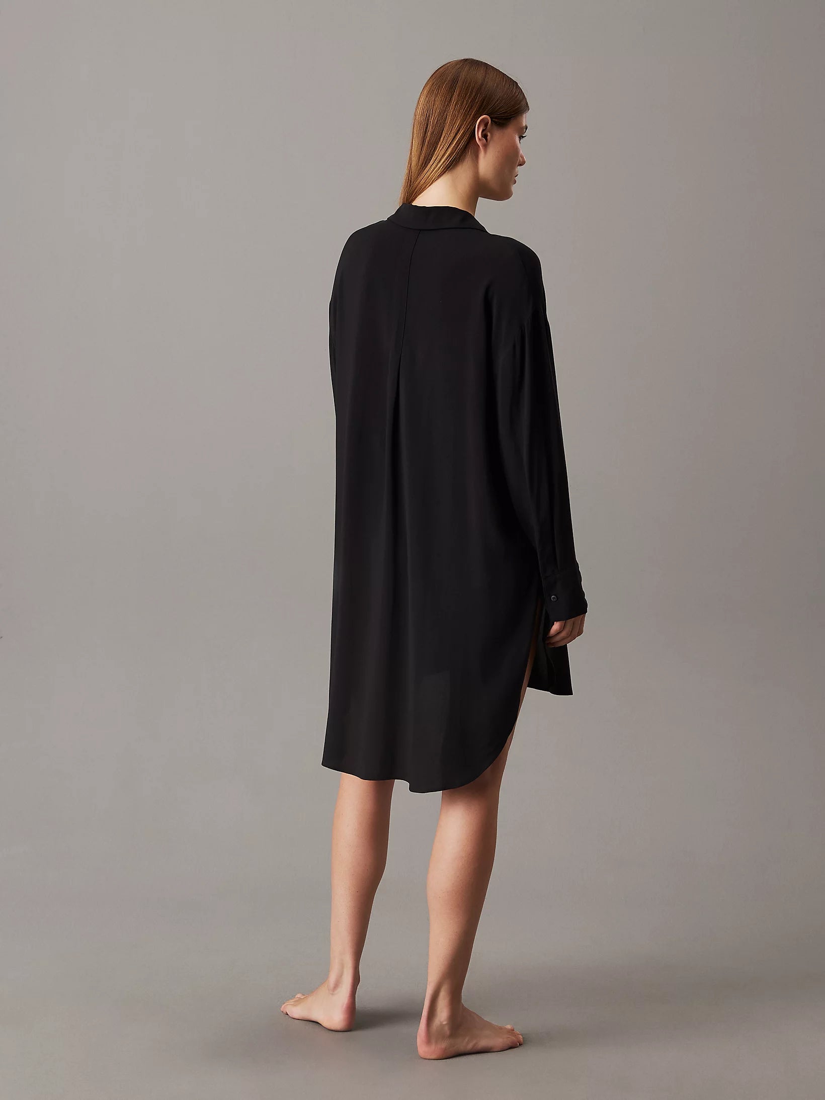 Calvin Klein WOVEN VISCOSE Womens Nightshirt Black rear view showcasing long sleeves and relaxed fit.