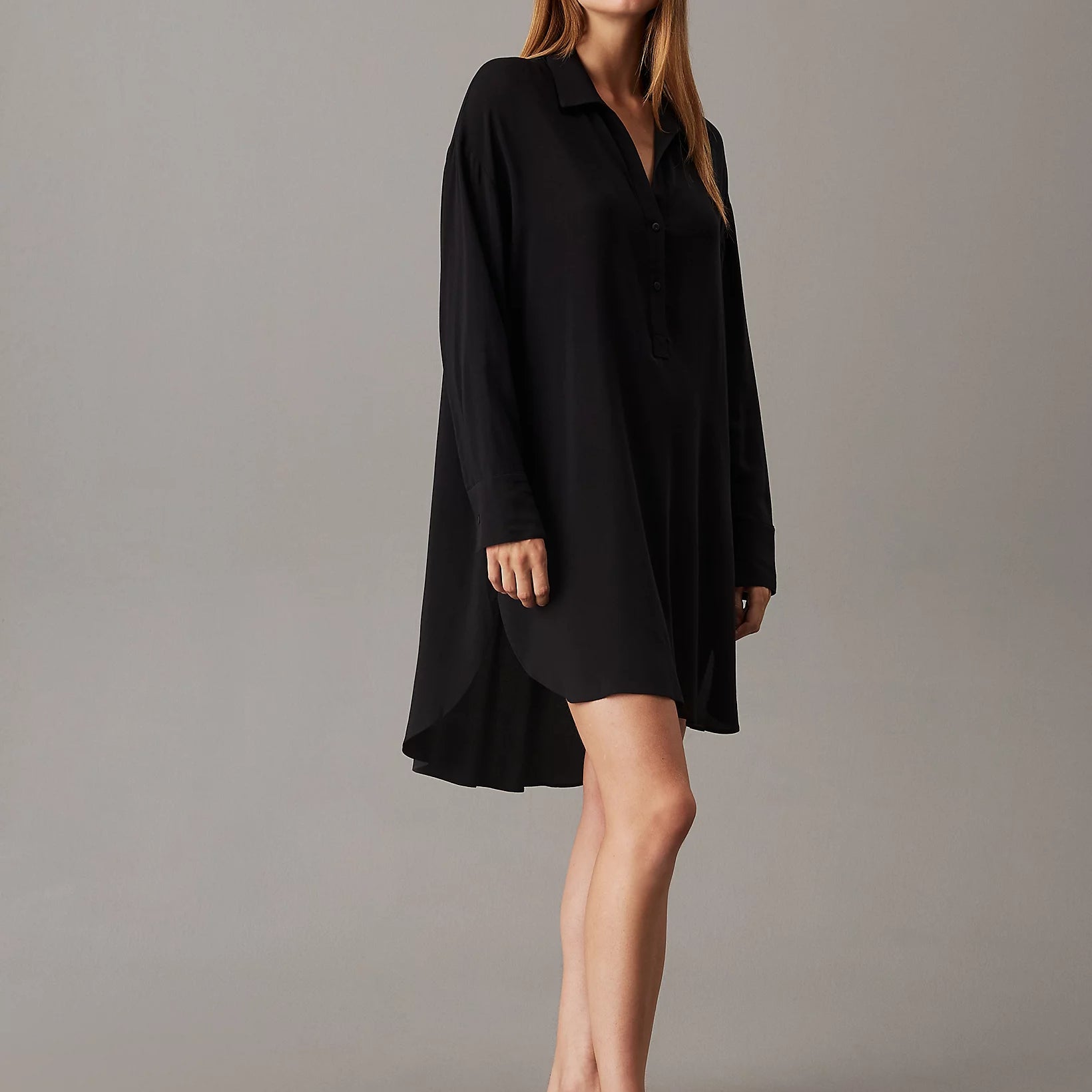 Calvin Klein WOVEN VISCOSE Womens Nightshirt Black side view showcasing long sleeves and relaxed fit.
