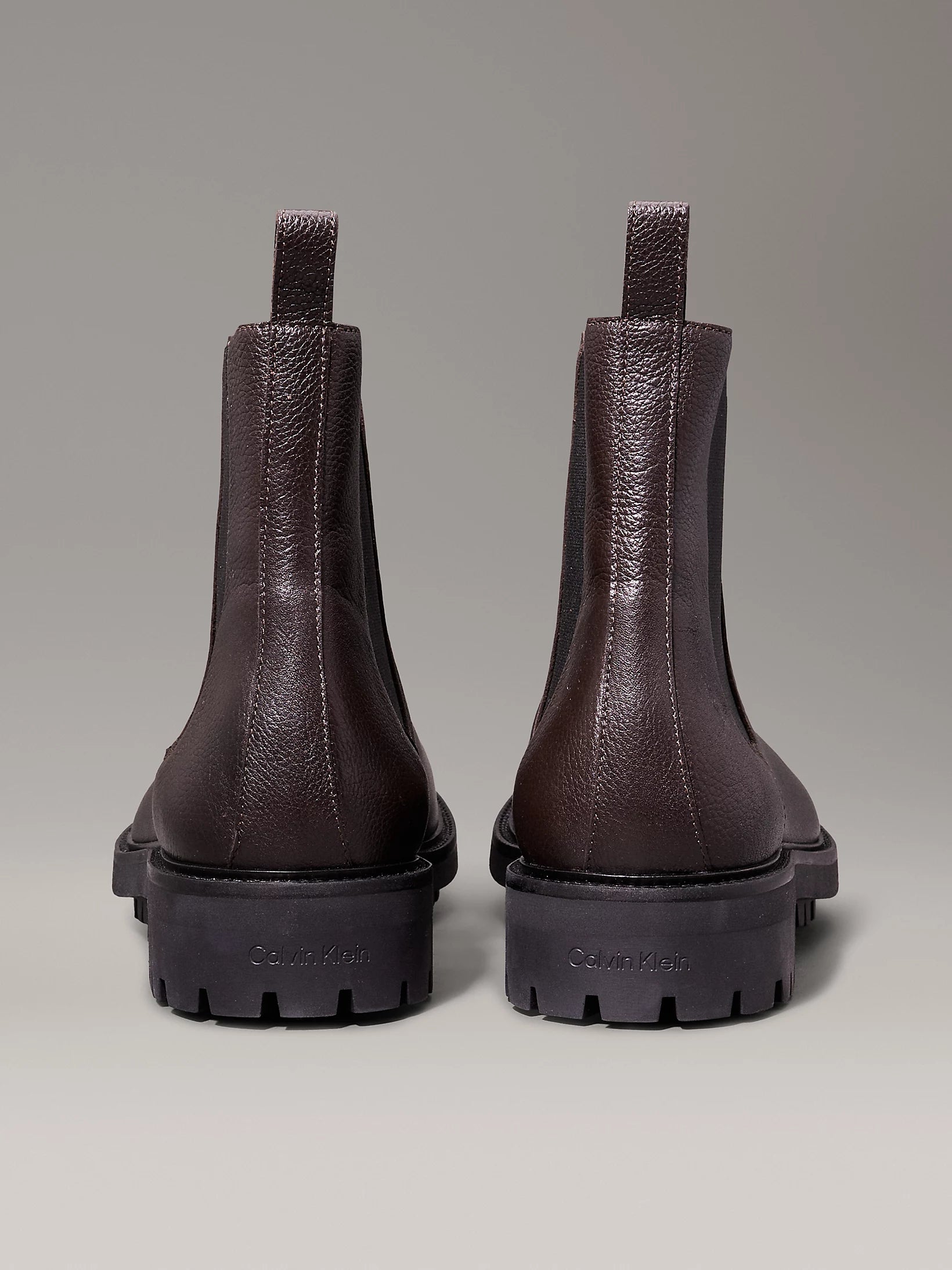 Calvin Klein CHELSEA BOOTS Mens Mole back view, showcasing leather upper and block heel design.