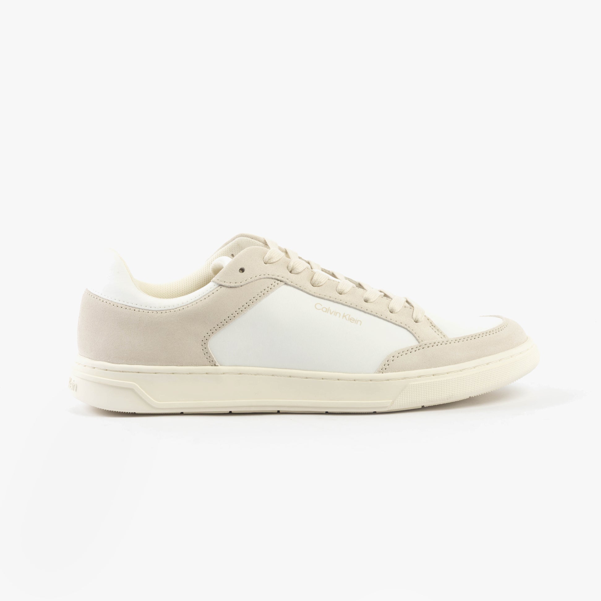 Calvin Klein LOW TOP LACE UP Mens Trainers White/Dark Ecru side view, casual lace-up trainers with round toe and rubber sole.