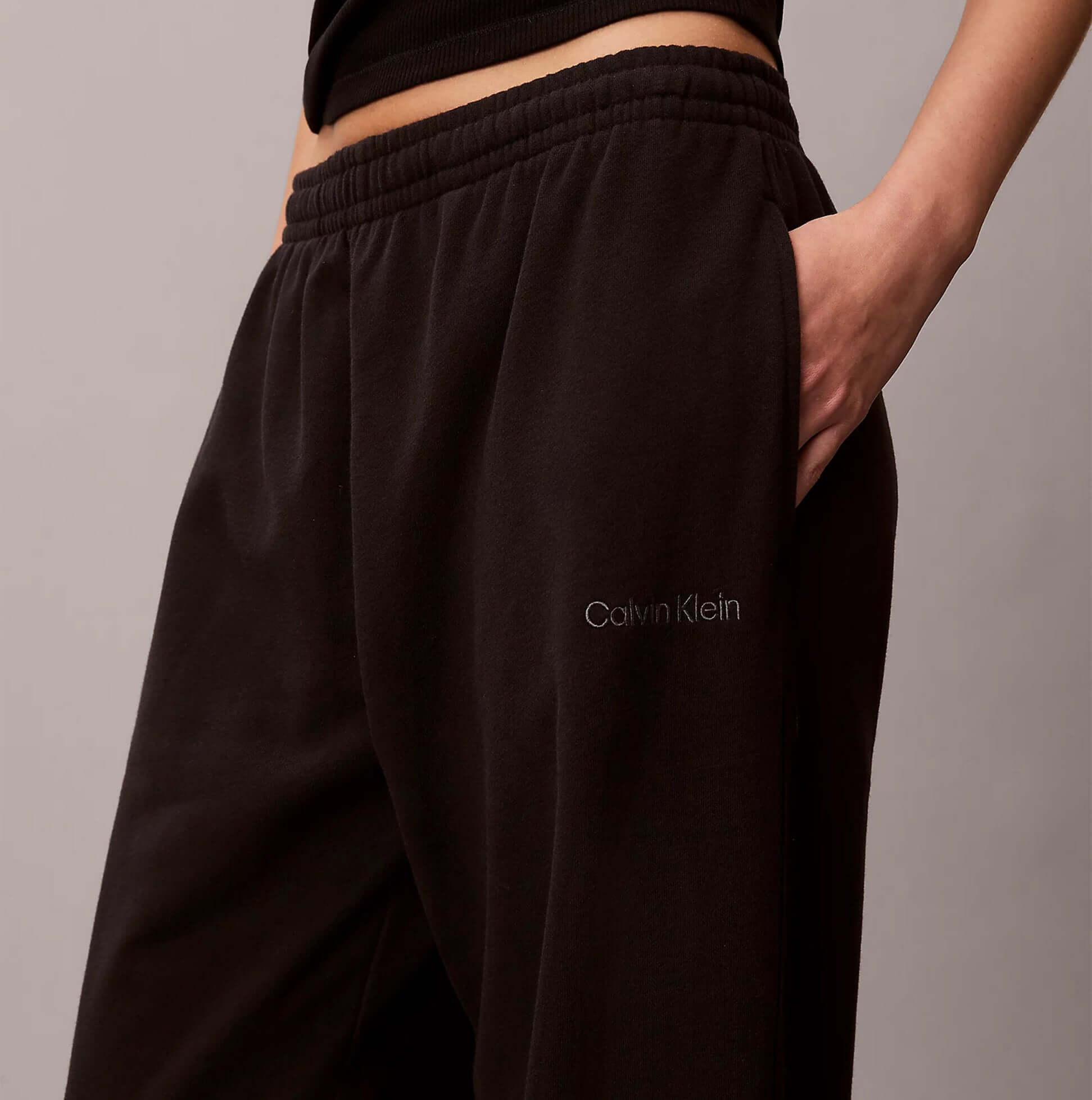 Calvin Klein JOGGER Womens Black side view with pocket detail, featuring a comfortable regular fit.