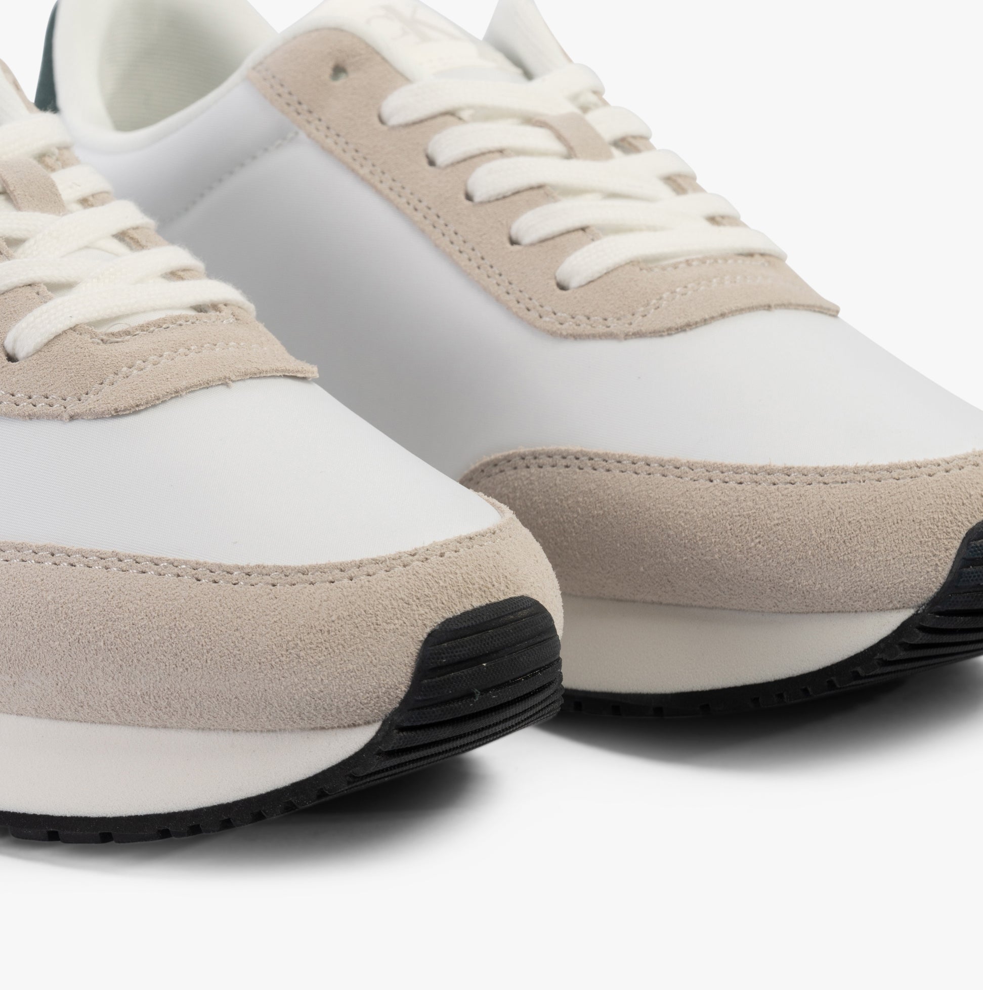 Calvin Klein RETRO RUNNER ICONIC Mens Trainers B White/ Ck Black/ Green Palm side view detail of laces and suede upper