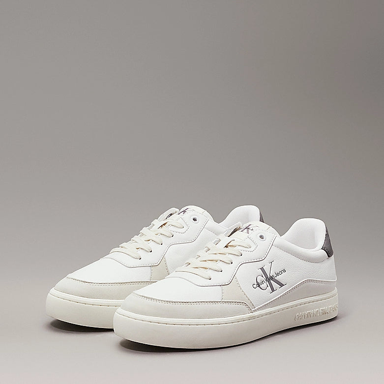 Calvin Klein CLASSIC CUP Mens Leather Trainers Bright White/Charcoal Grey side view, stylish casual trainers with round toe and lace-up closure.