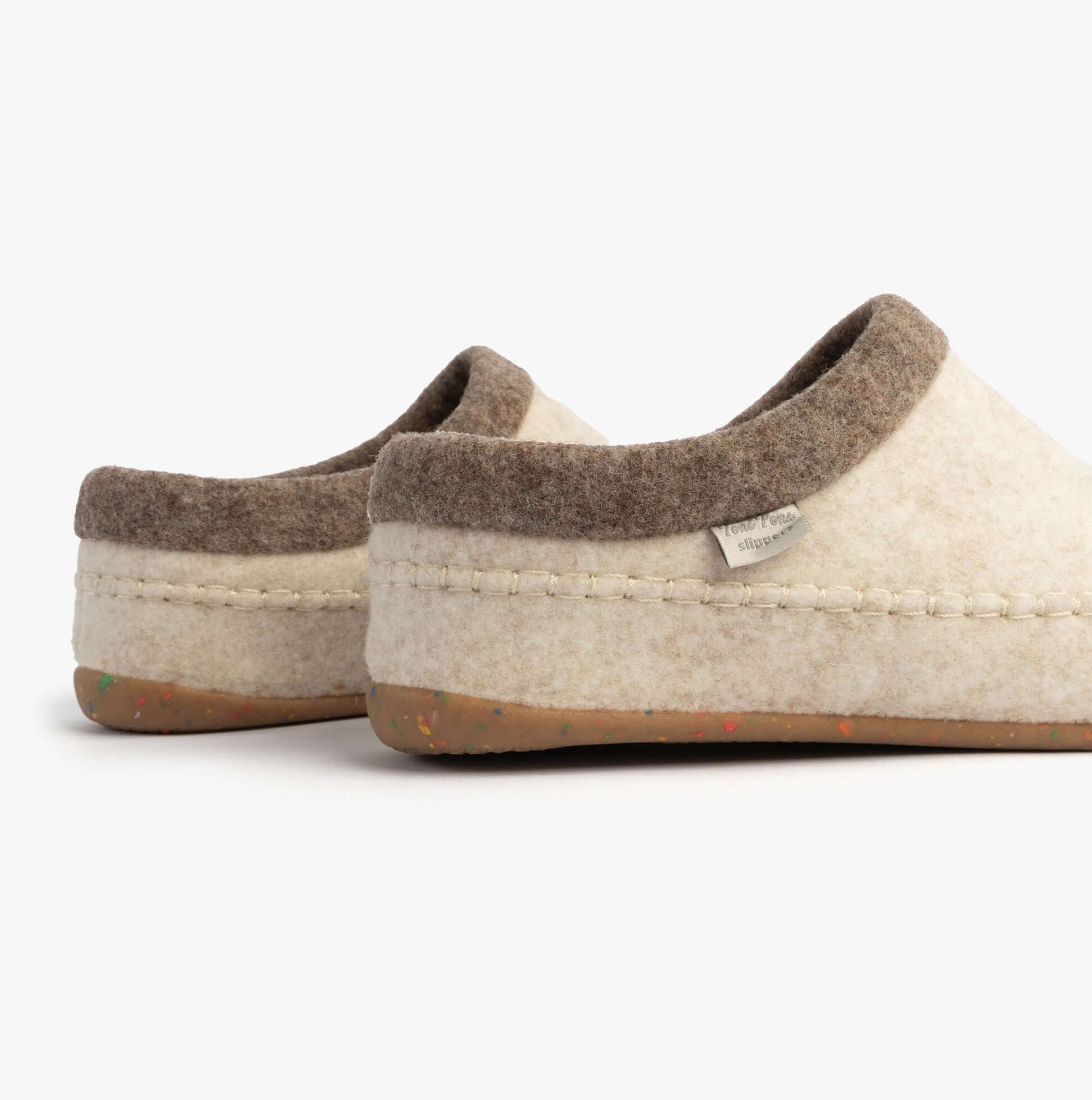 Toni Pons ALBONS Womens Wedge Mule Slippers Beige side view showcasing felt upper and rubber sole.