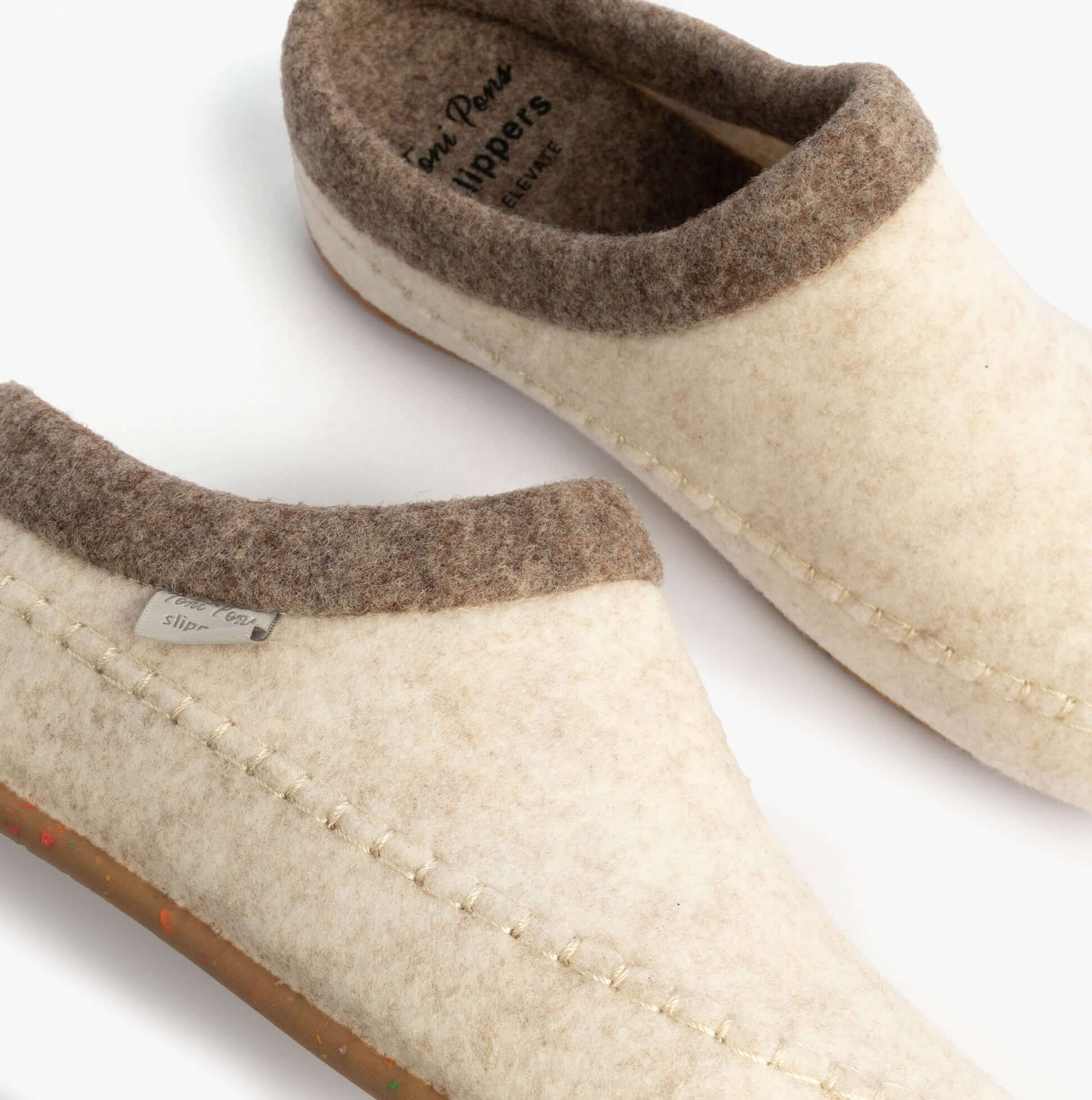 Toni Pons ALBONS Womens Wedge Mule Slippers Beige detail view with felt upper and brown trim.