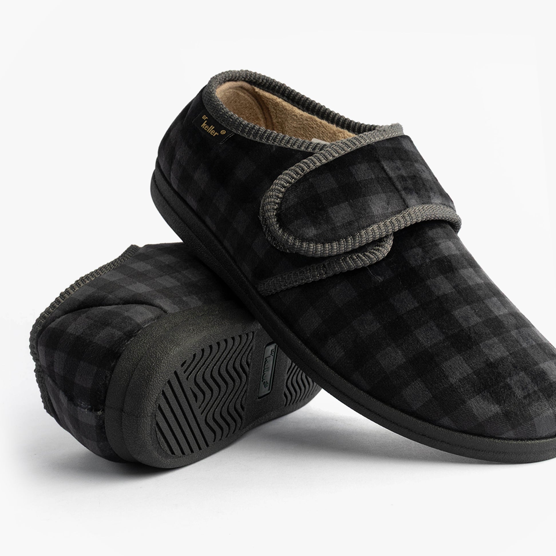 Dr Keller DARREN VELC Mens Touch Fasten Slippers Grey side view featuring a checkered design and Velcro closure.