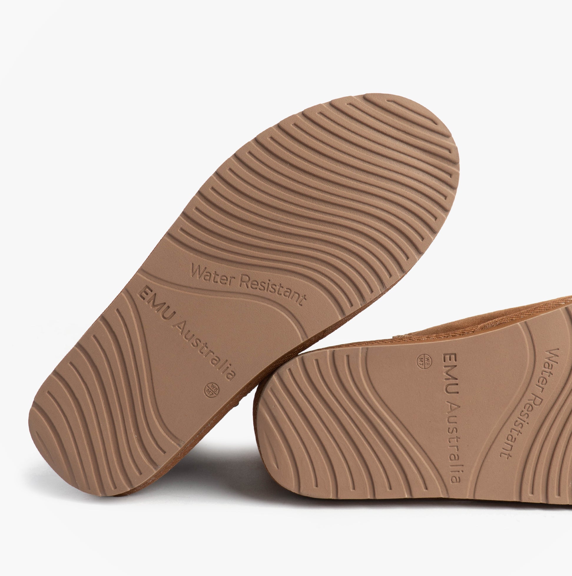 EMU Australia STINGER MINI Womens Sheepskin Boot Chestnut bottom view showing water resistant rubber sole design.