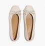 FitFlop DELICATO GLITZ-BOW LEATHER Womens Ballet Paris Beige top view featuring elegant bows and sleek leather design.
