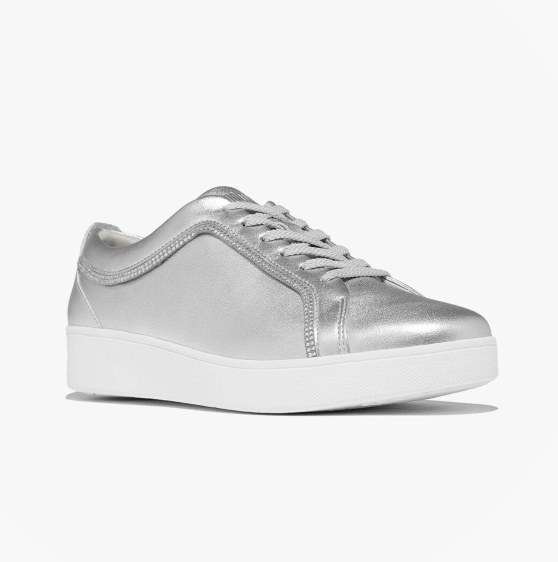 FitFlop RALLY CRYSTAL-TRIM LEATHER Womens Fashion Trainers Silver side view showcasing sleek design and lacing.