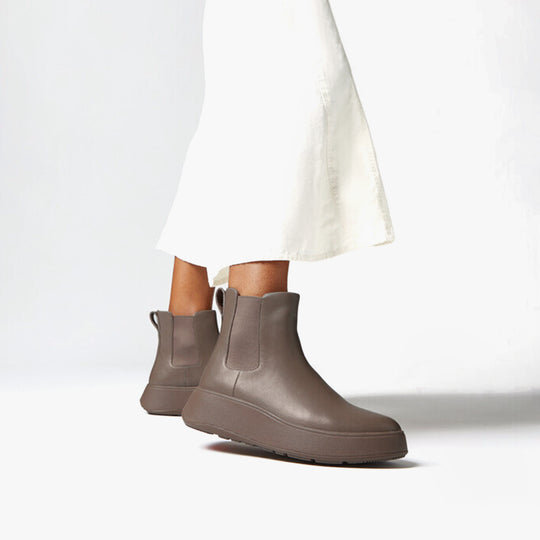 FitFlop F-MODE FLATFORM Womens Chelsea Boots Minky Grey side view featuring a stylish ankle boot and casual outfit.