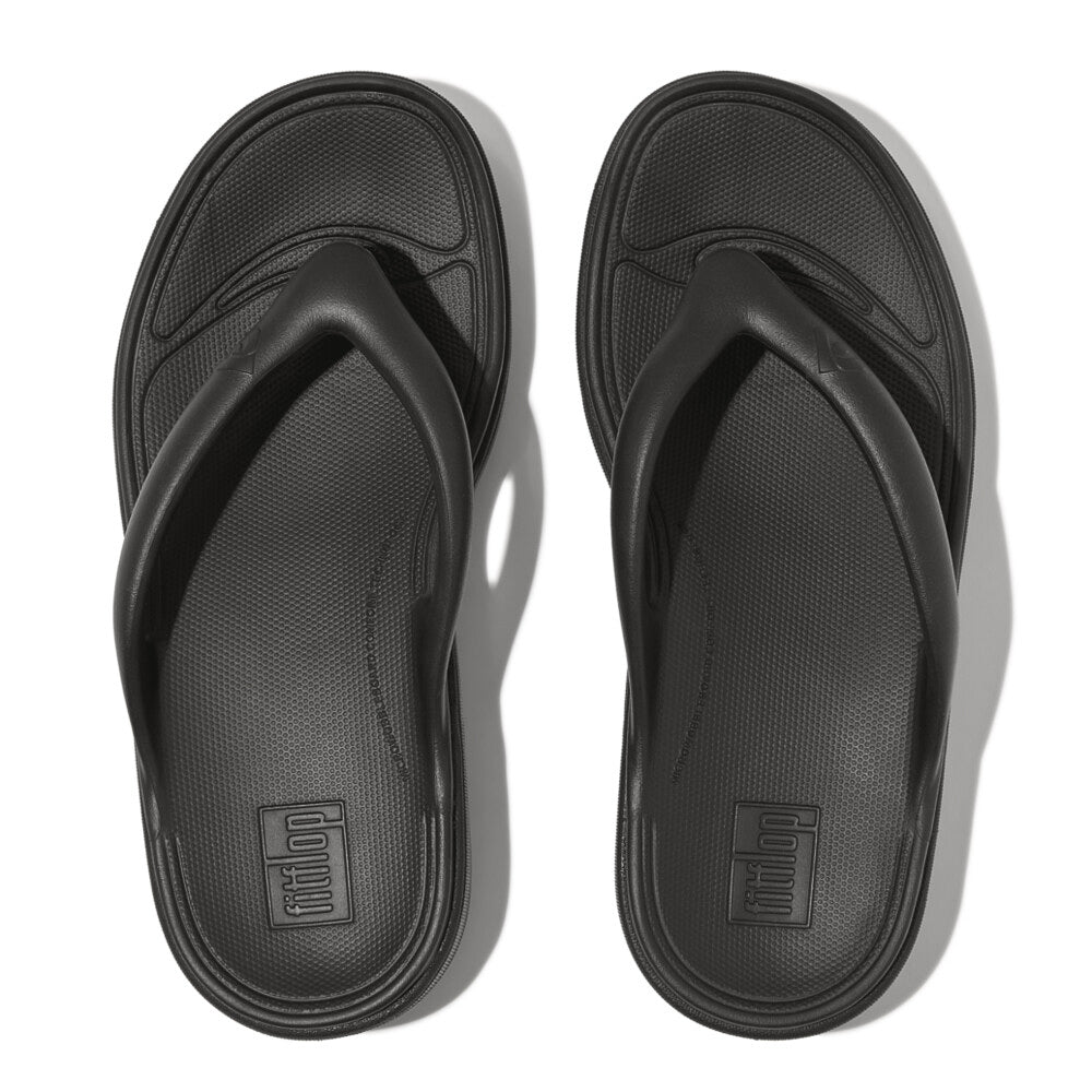 FitFlop RELIEFF RECOVERY Womens Toe Post Sandals Black top view, showcasing comfort and slip-resistant design.
