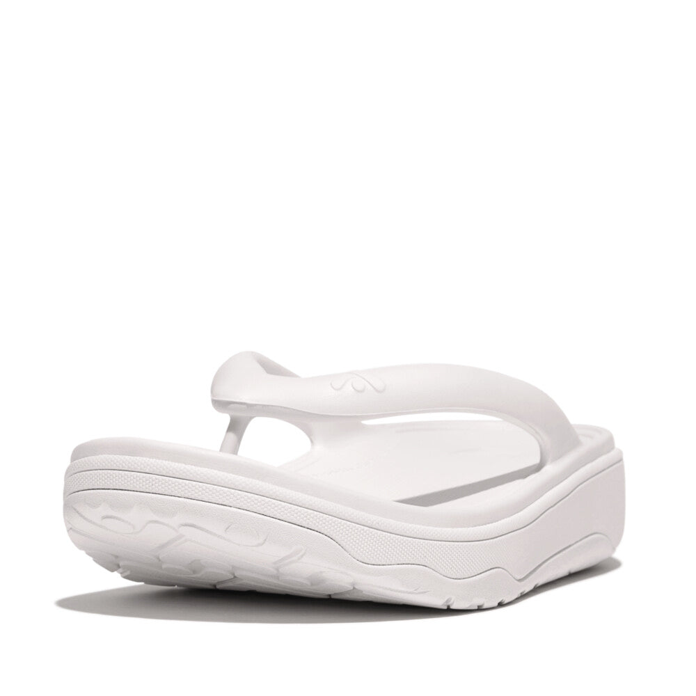 FitFlop RELIEFF RECOVERY Womens Toe Post Sandals Urban White side view showcasing EVA upper and rubber sole.