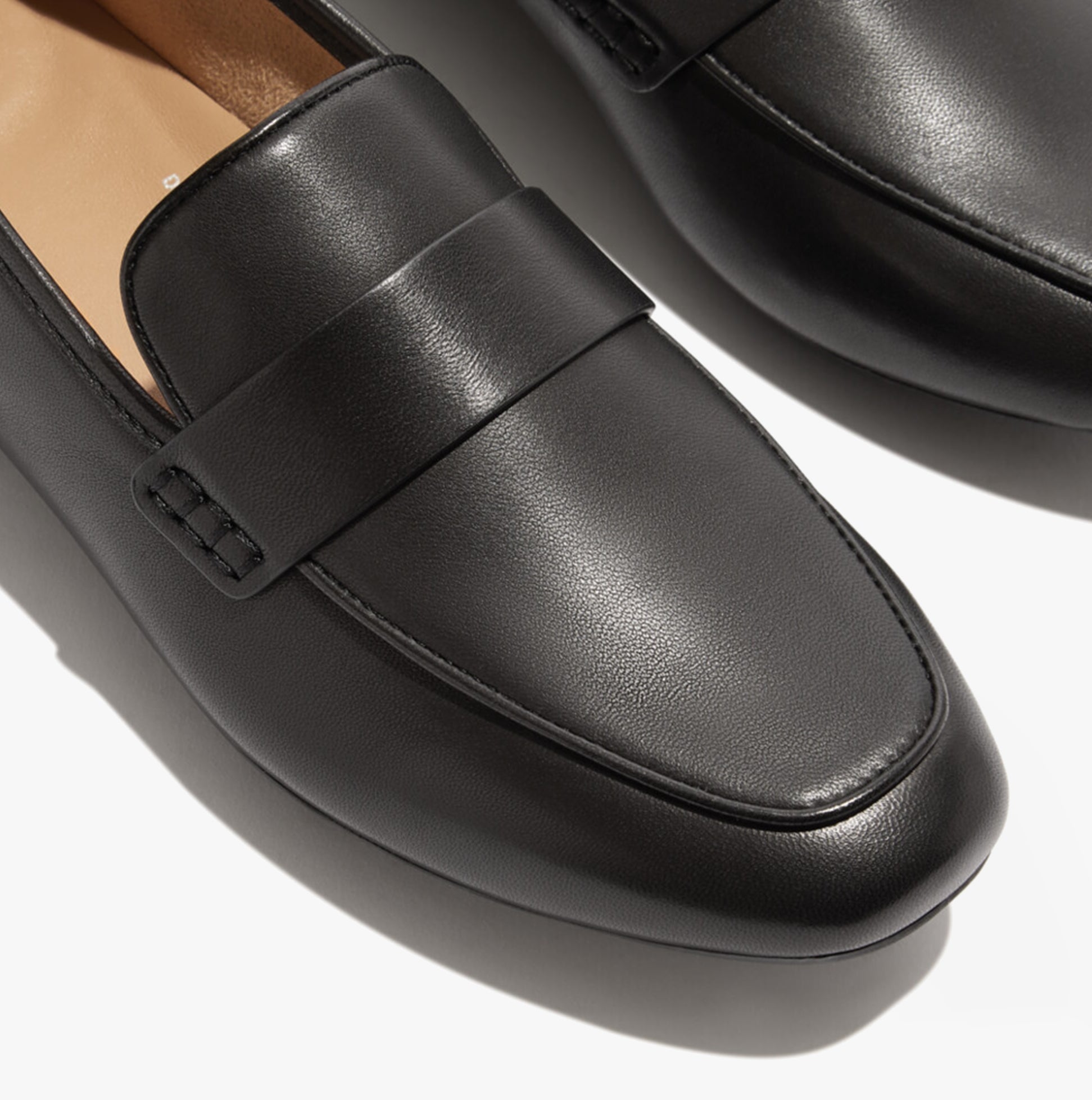 FitFlop DELICATO SOFT Womens Loafers Black detail view showing leather upper and round toe design.