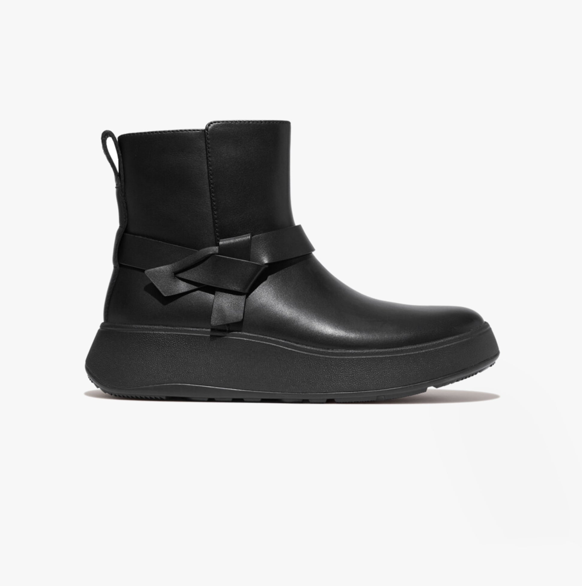 FitFlop F-MODE FOLDED-KNOT Womens Chelsea Boots Black side view showcasing leather design and platform sole.