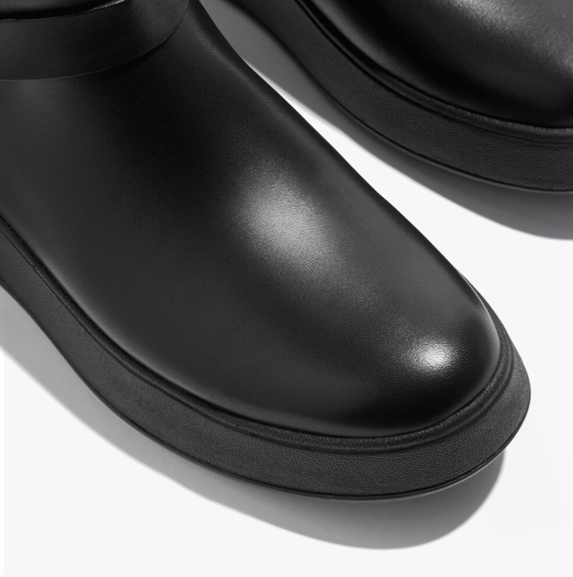 FitFlop F-MODE Womens Boots Black detail view highlighting smooth leather upper and round toe shape.
