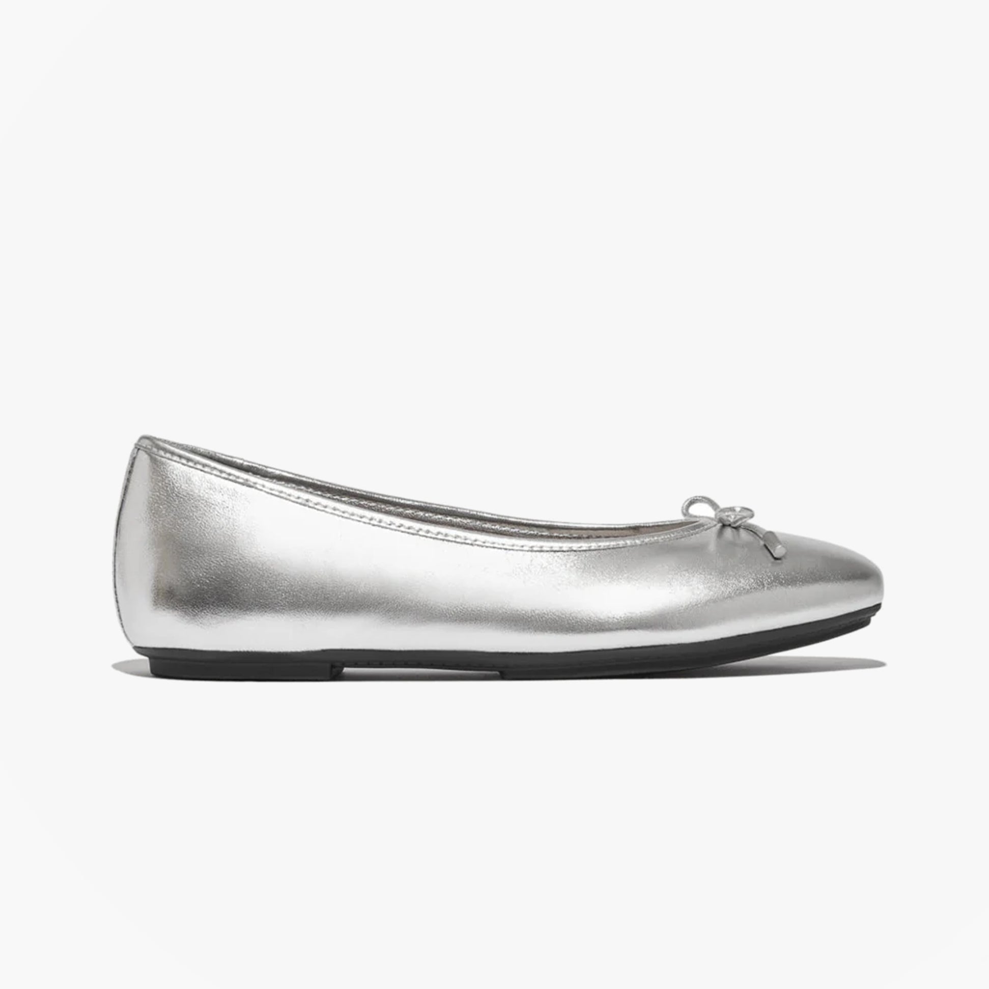 FitFlop DELICATO BOW SOFT Womens Ballet Flats Silver side view highlighting the sleek leather design and round toe.