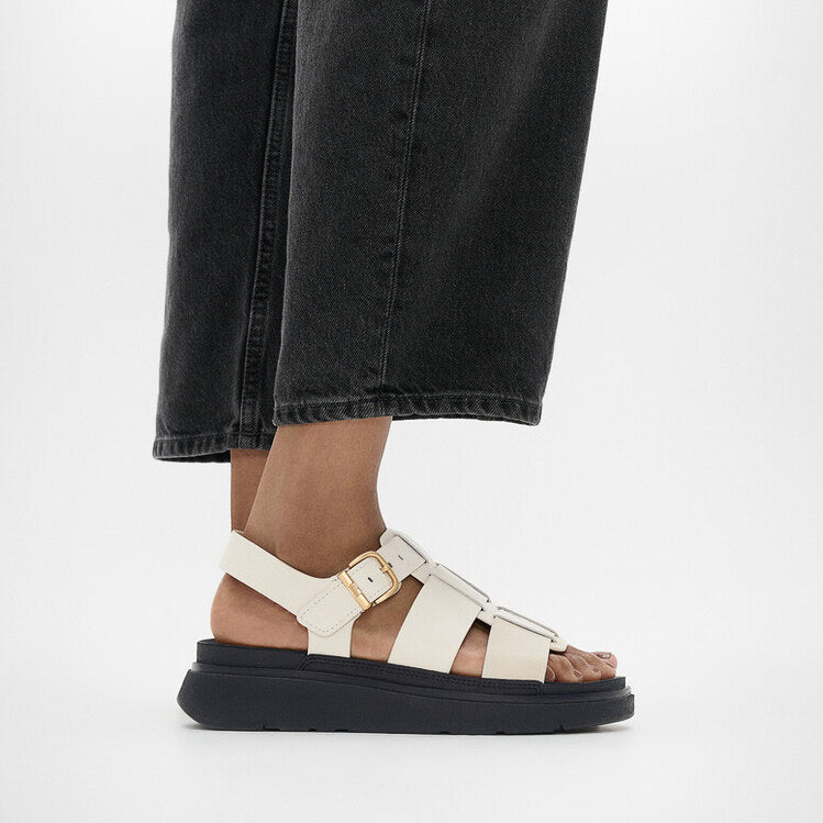 FitFlop GEN-FF LEATHER Womens Fisherman Sandals Paris Beige side view featuring comfortable platform design.