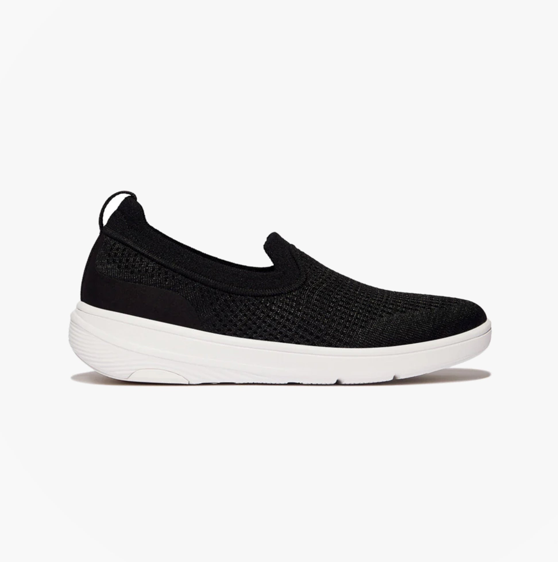 FitFlop SUPER-Q KNIT Womens Trainers Black side view with textile upper and rubber sole, casual slip-on design.