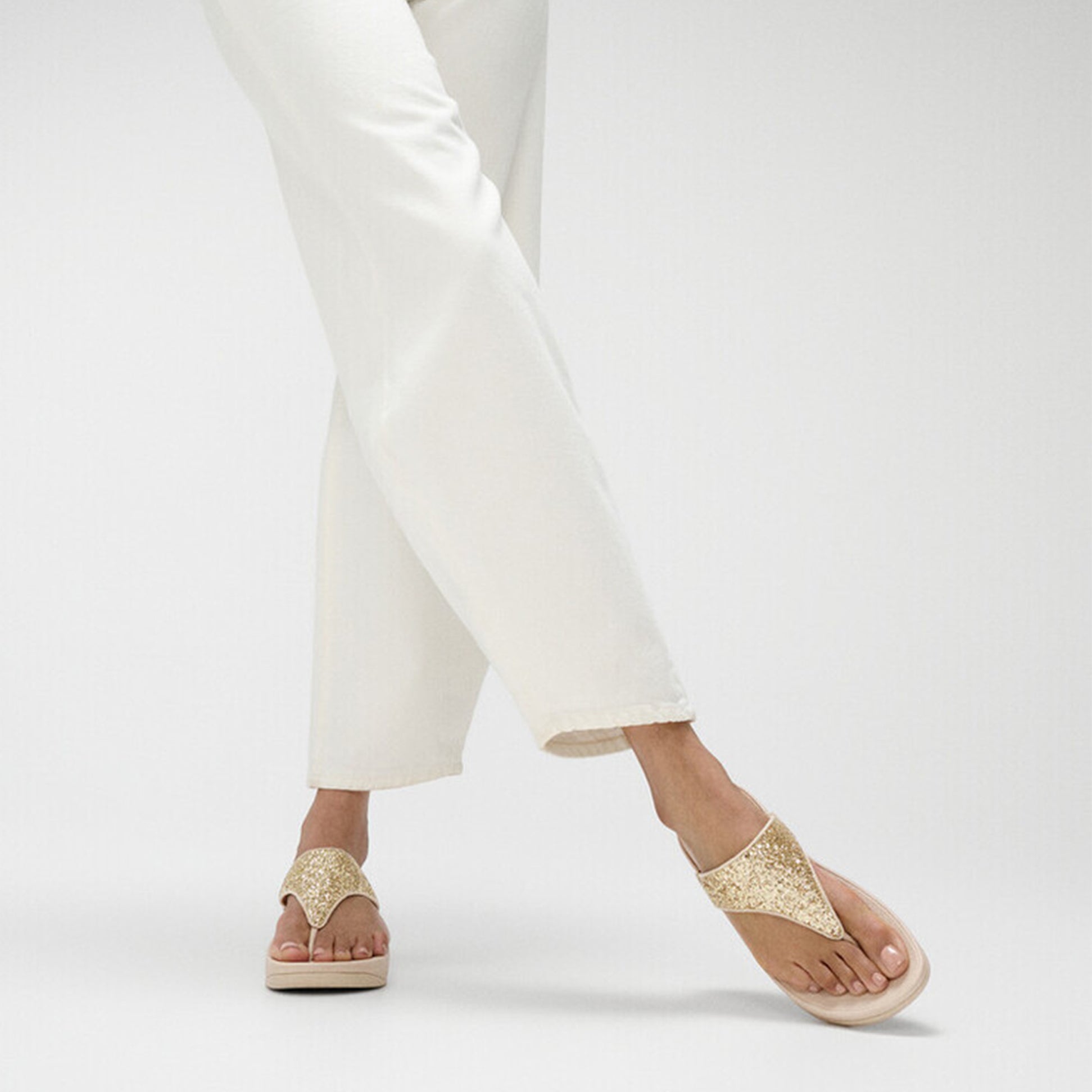 FitFlop LULU GLITTER TOE-THONGS Womens Toe-Post Sandals Platino