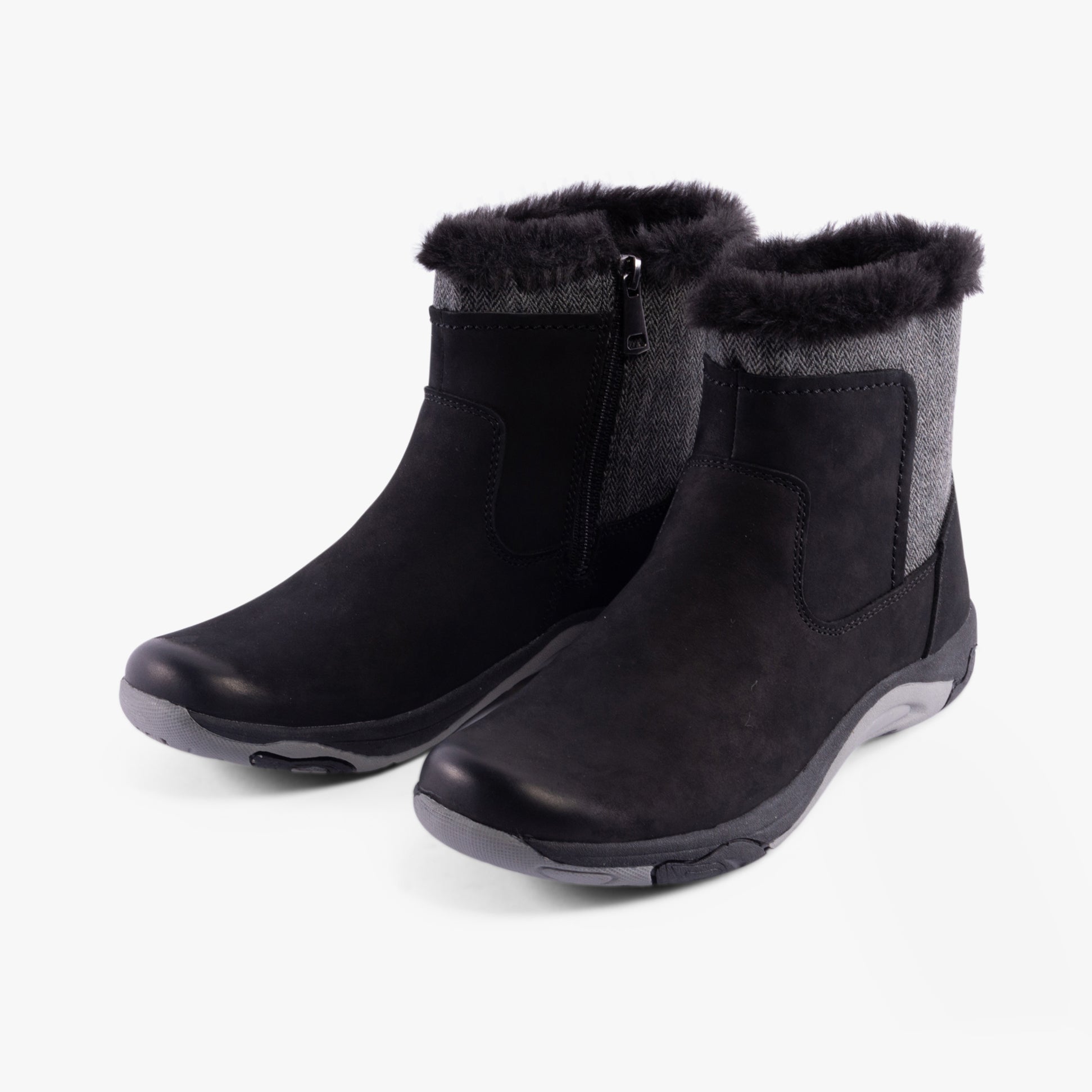 Free Spirit CHARLIE Womens Boots Black side view showcasing soft leather upper and cozy faux fur lining.