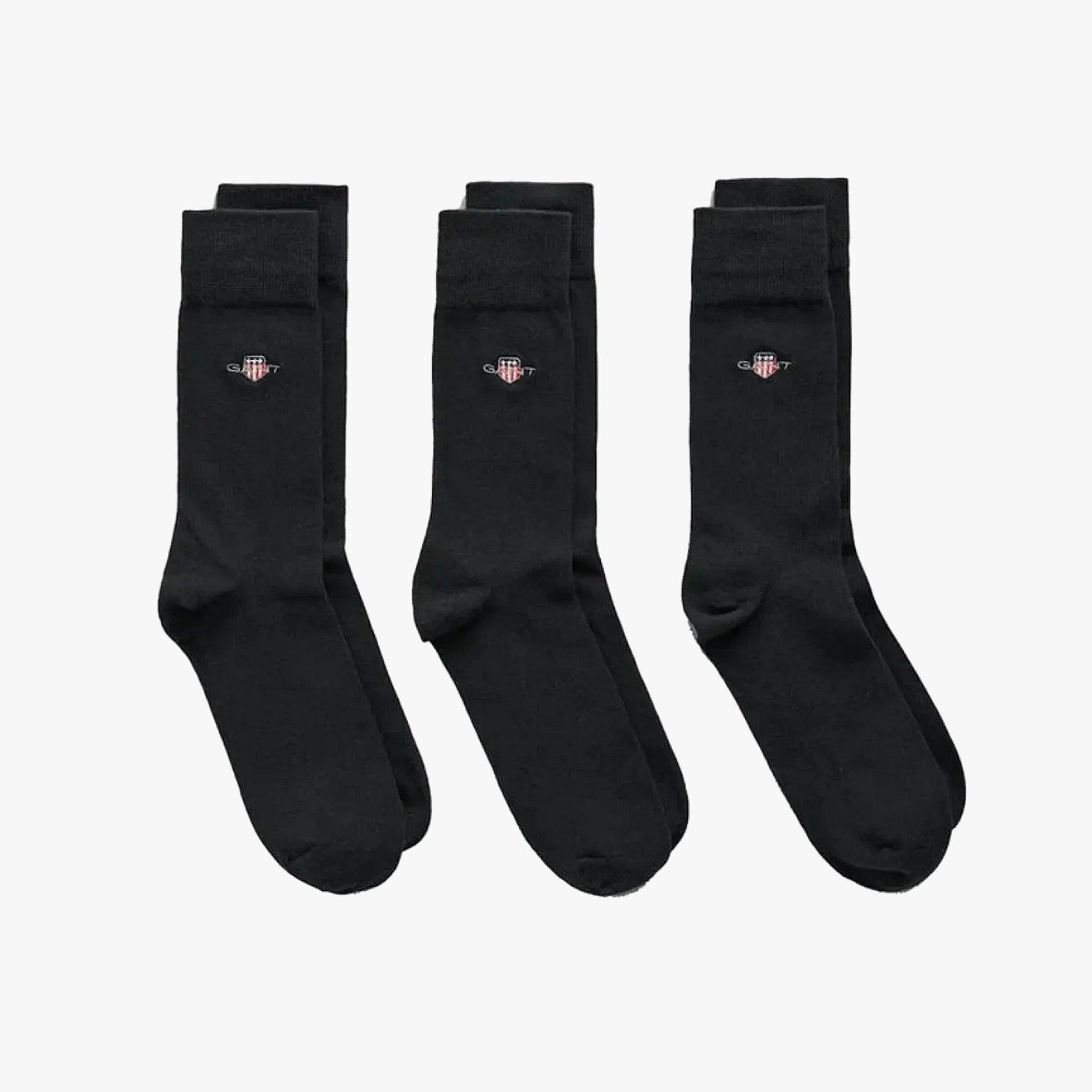 GANT SHIELD SOCKS 3-Pack Mens Ebony Black side view showcasing three pairs of black crew socks with logo detail.