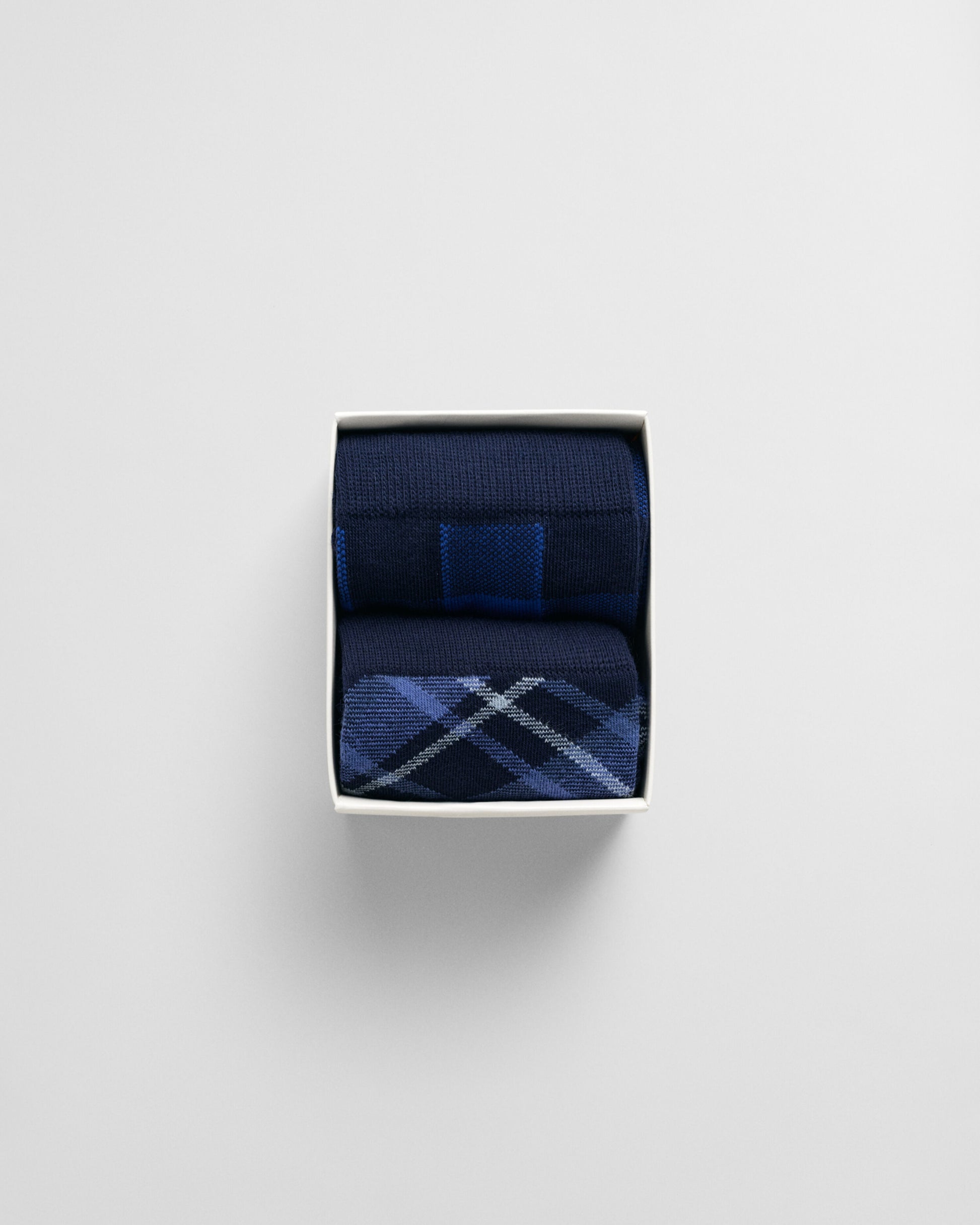 GANT CHECK SOCKS 2-Pack GIFT BOX Mens Evening Blue front view showing two pairs of socks in a gift box.