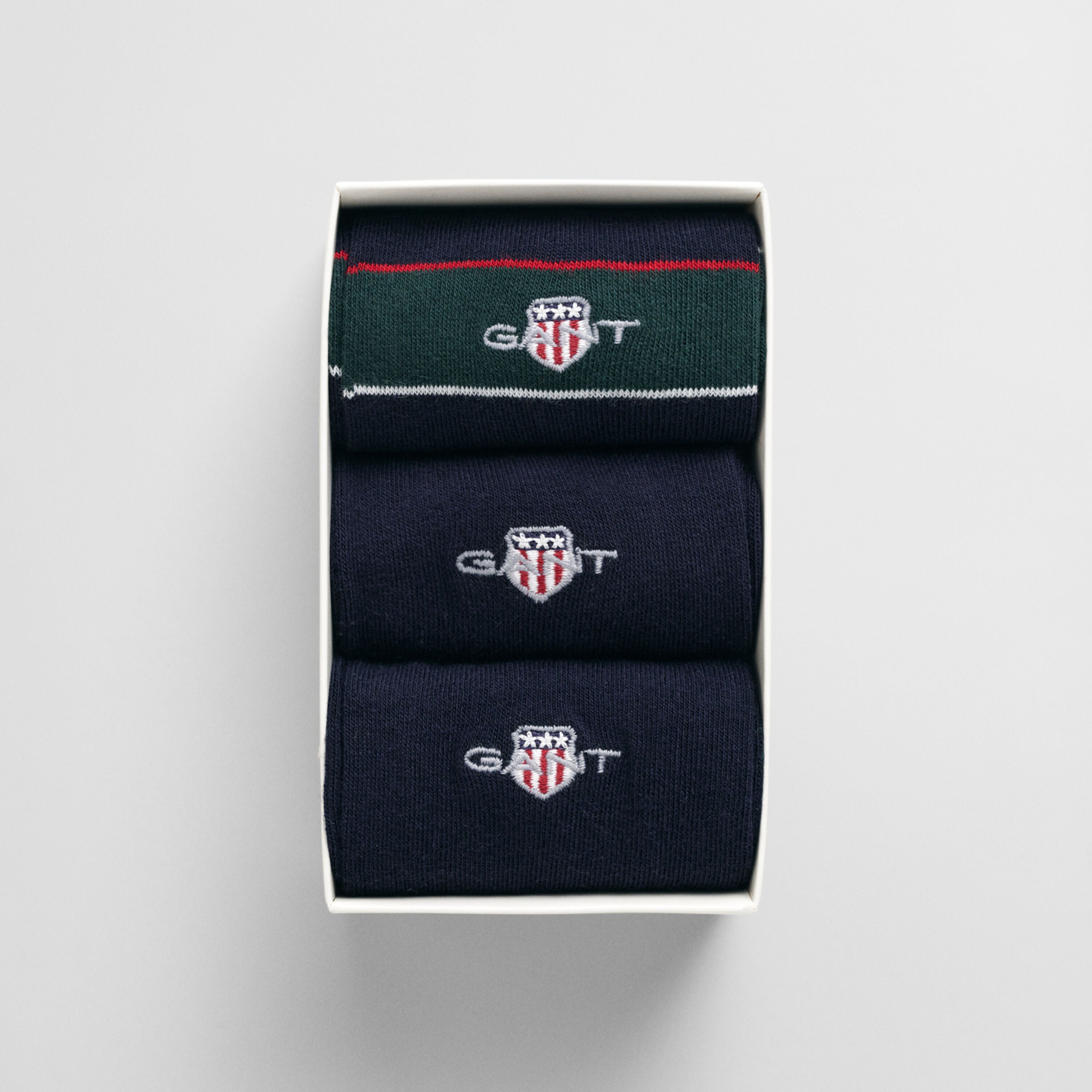 GANT SHIELD TIE STRIPE SOCKS 3-Pack Mens Tartan Green displayed in gift box, top view featuring three pairs.