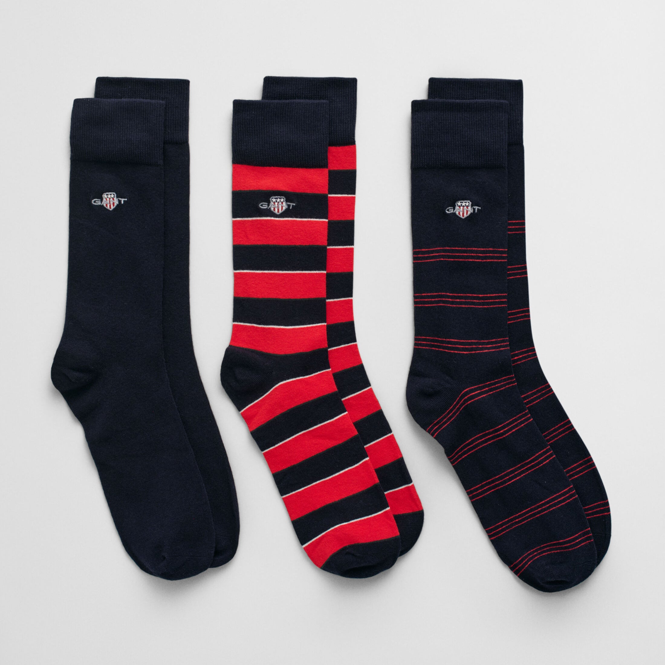 GANT SHIELD TIE STRIPE SOCKS 3-Pack Mens Bright Red with stripes, side view, showcasing different designs and colors.