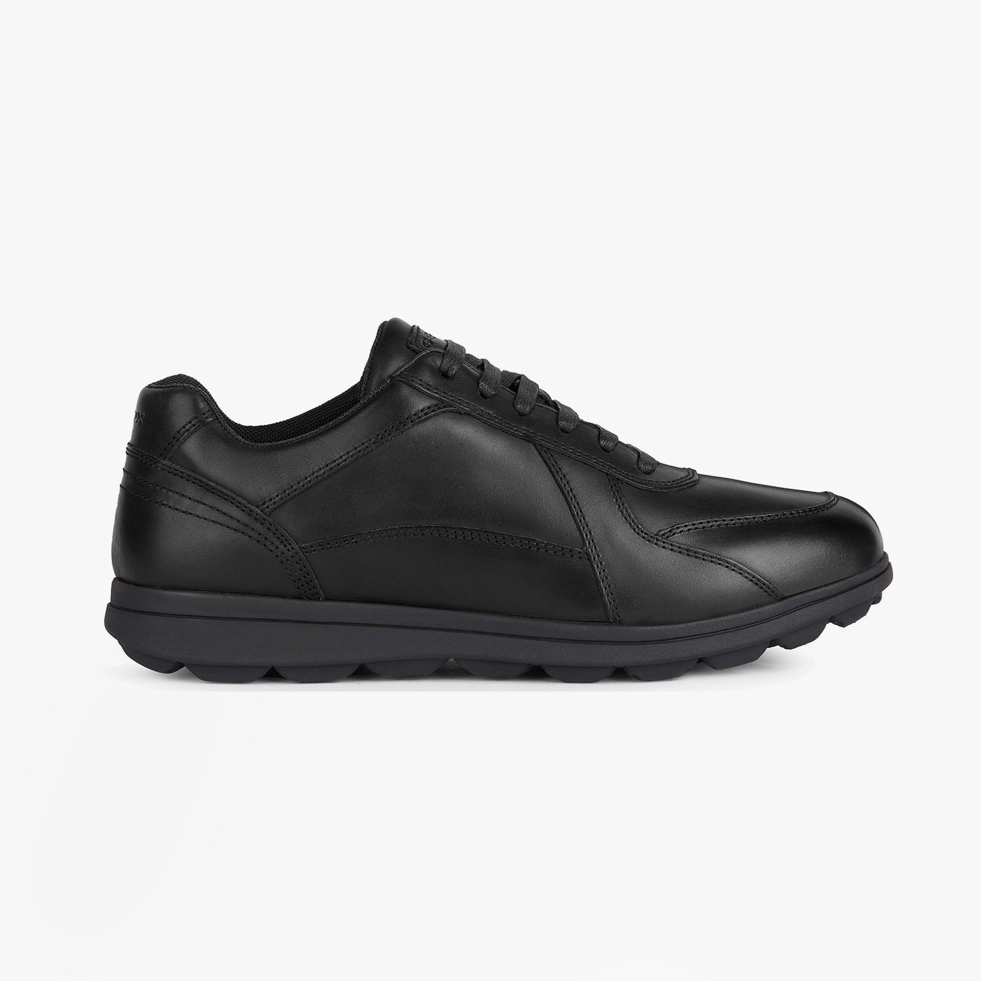 GEOX U SPHERICA EC12 Mens Trainers Black side view with leather upper and lace-up closure.