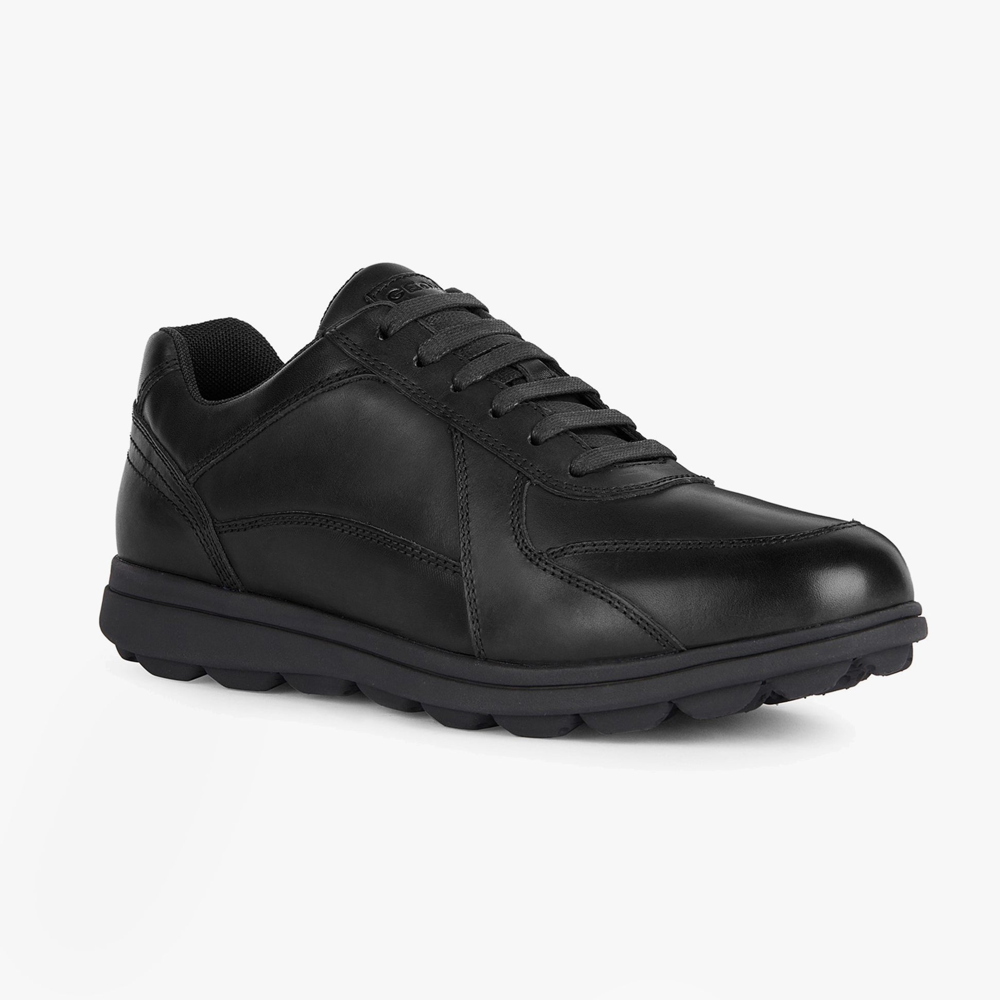 GEOX U SPHERICA EC12 Mens Trainers Black side view, casual leather trainers with lace-up closure.